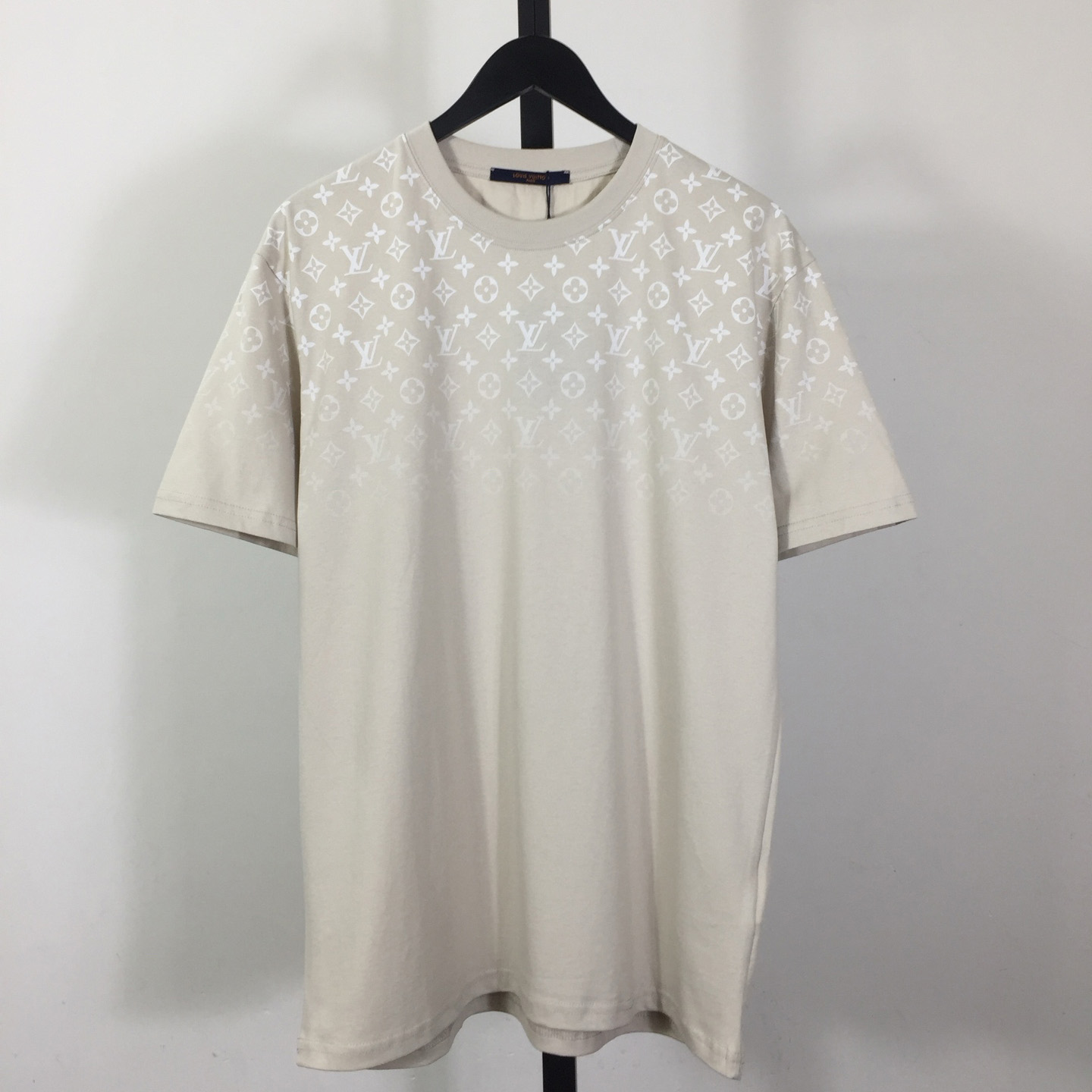 Louis Vuitton Monogram Gradient T-shirt - DesignerGu