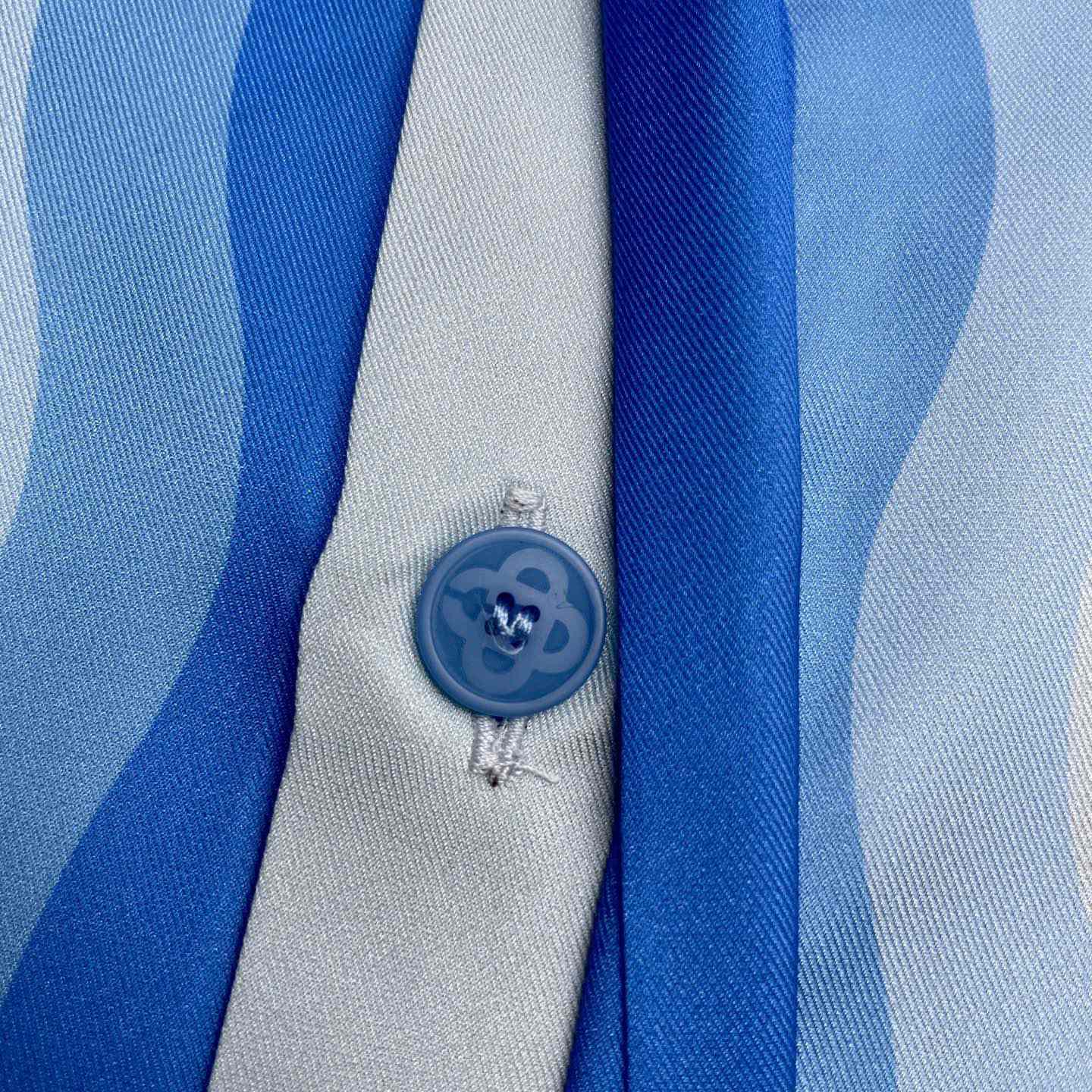 Casablanca Le Plongeon silk shirt    CA3516 - DesignerGu