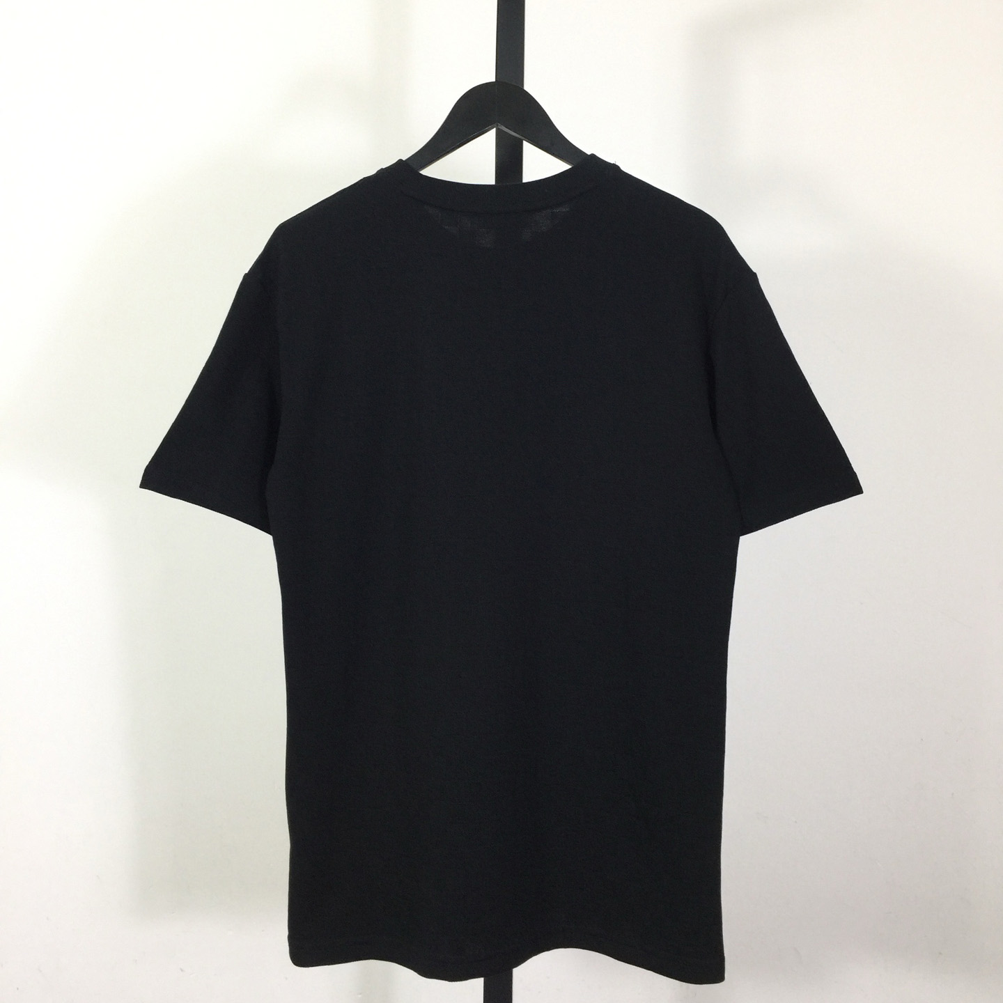 Louis Vuitton Embellished Damier Pique T-Shirt   1AHW20 - DesignerGu
