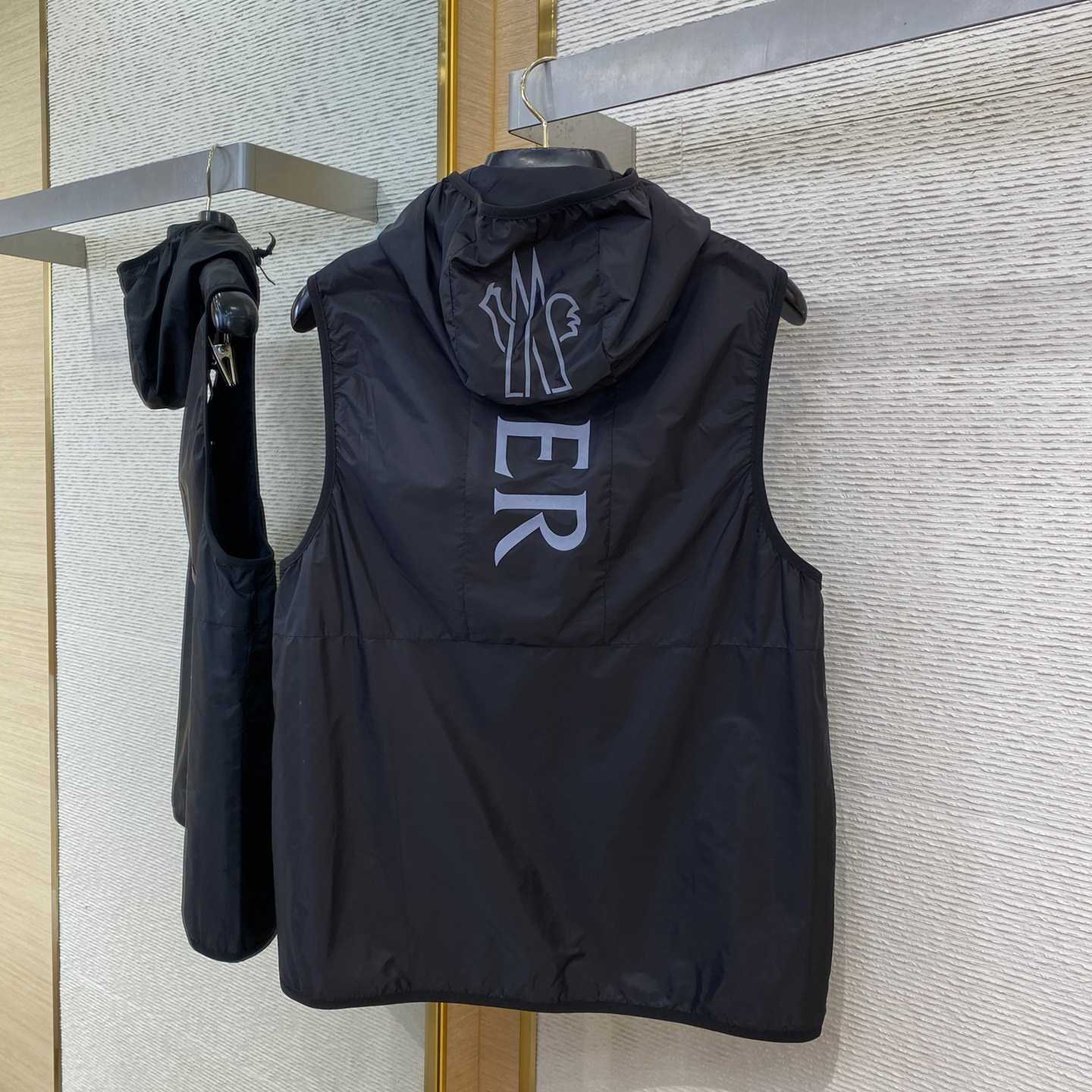 Moncler Moretan Hooded Gilet  - DesignerGu