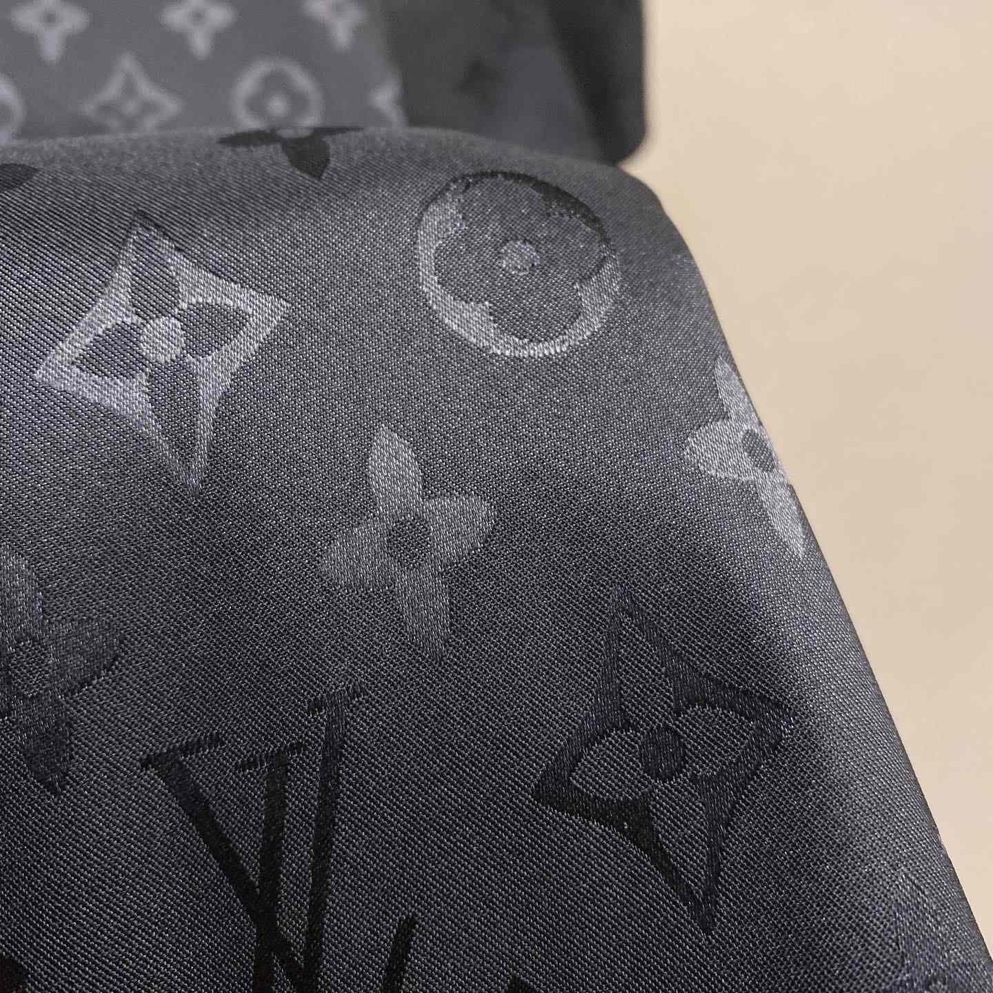Louis Vuitton Monogram Moire Jacquard Short-Sleeved Silk Shirt   1AGTP7 - DesignerGu