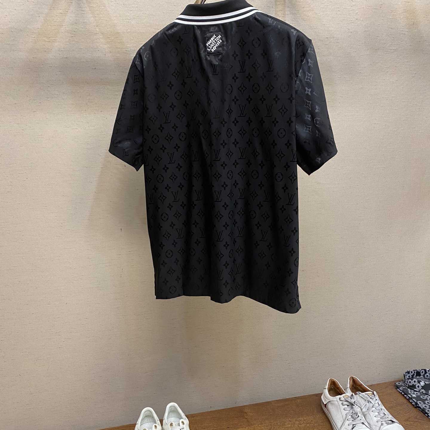 Louis Vuitton Monogram Moire Jacquard Short-Sleeved Silk Shirt   1AGTP7 - DesignerGu