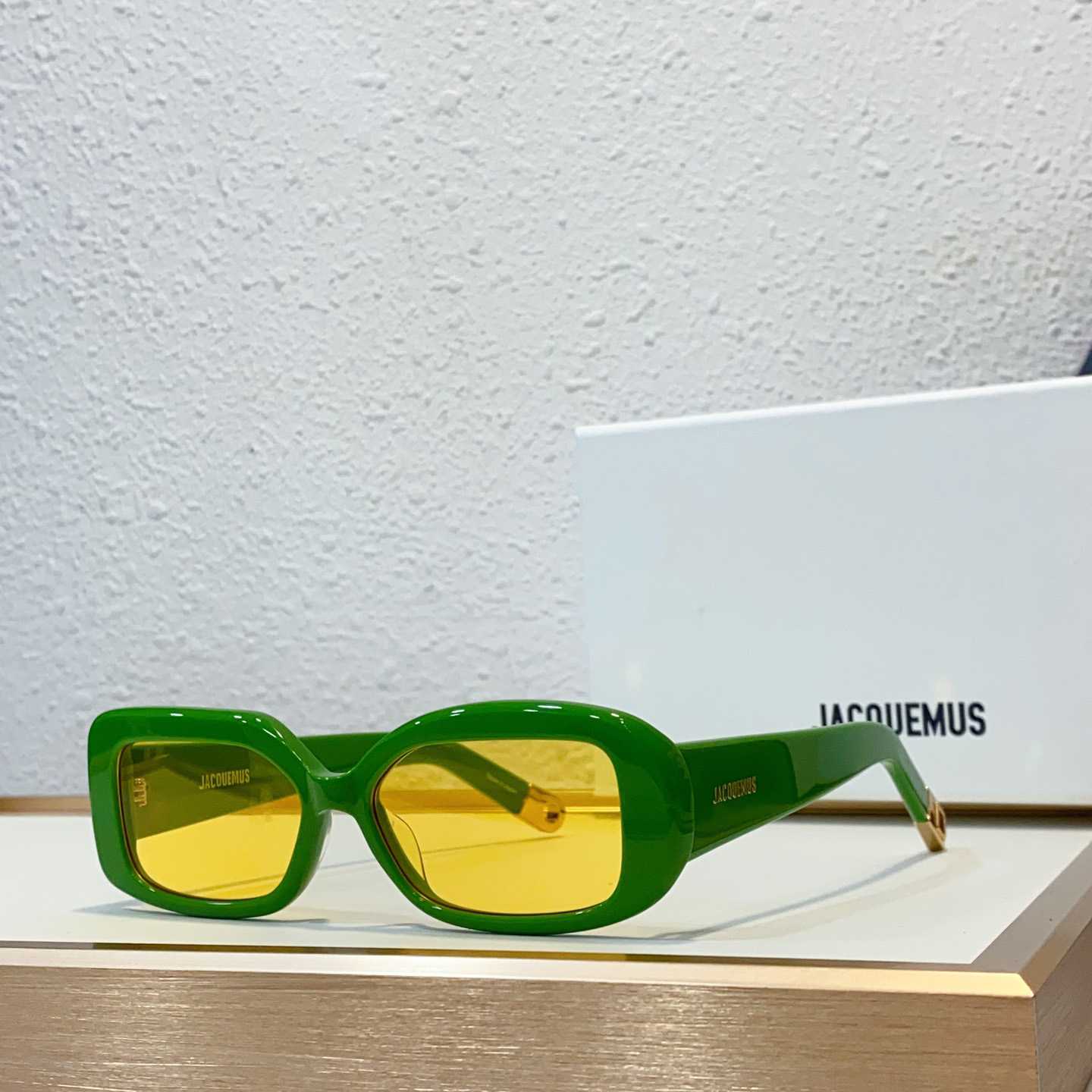 Jacquemus ROND CARRE Sunglasses - DesignerGu