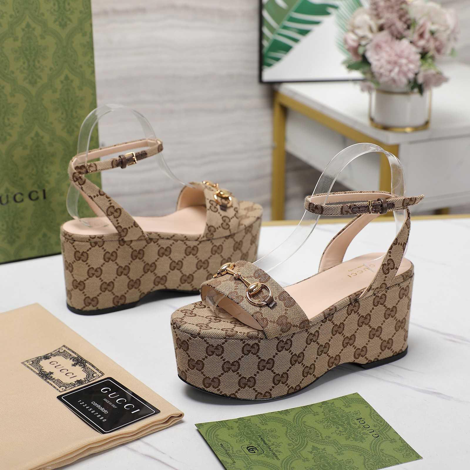 Gucci Women's Horsebit flatform Sandal - DesignerGu