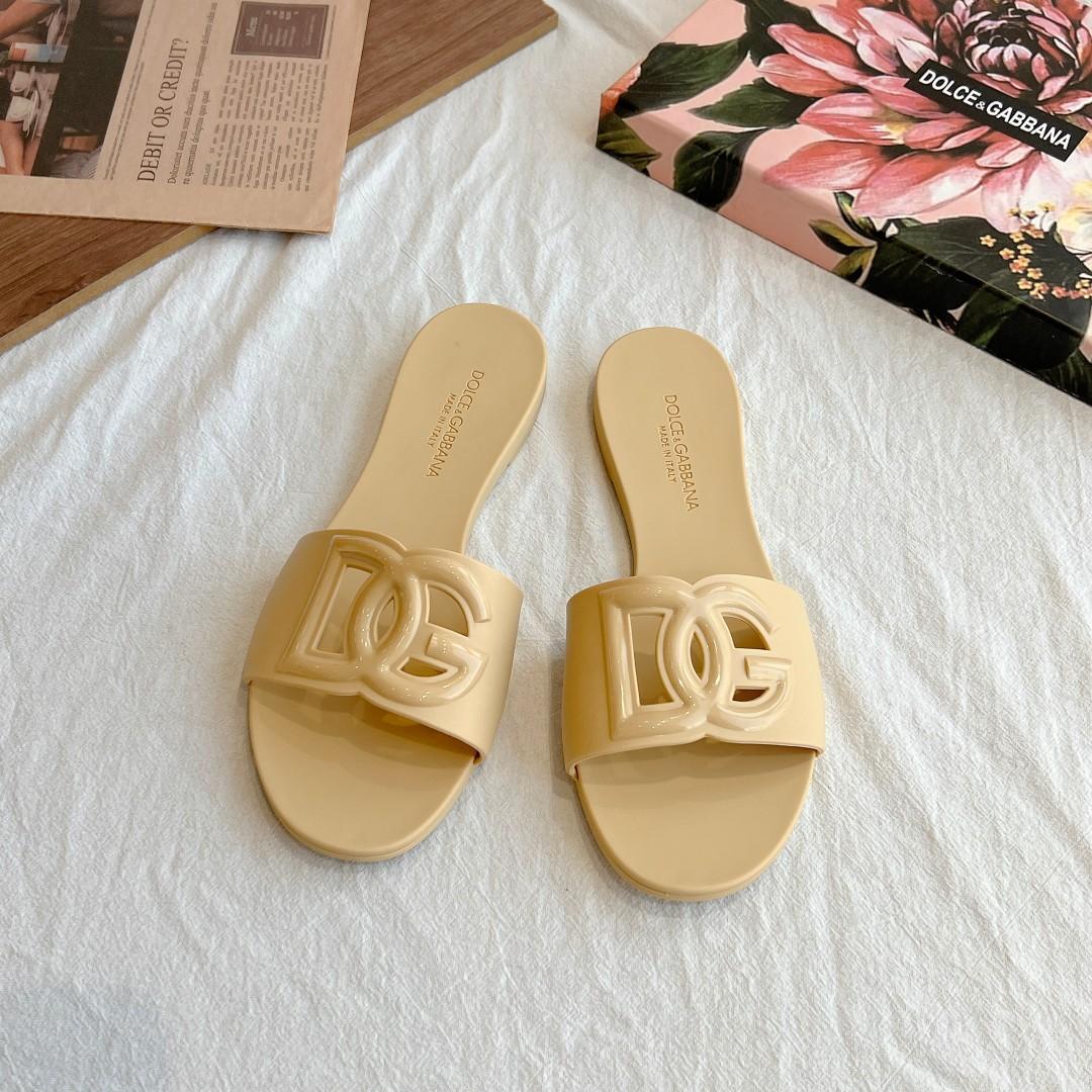 Dolce & Gabbana Women's Sandals - DesignerGu
