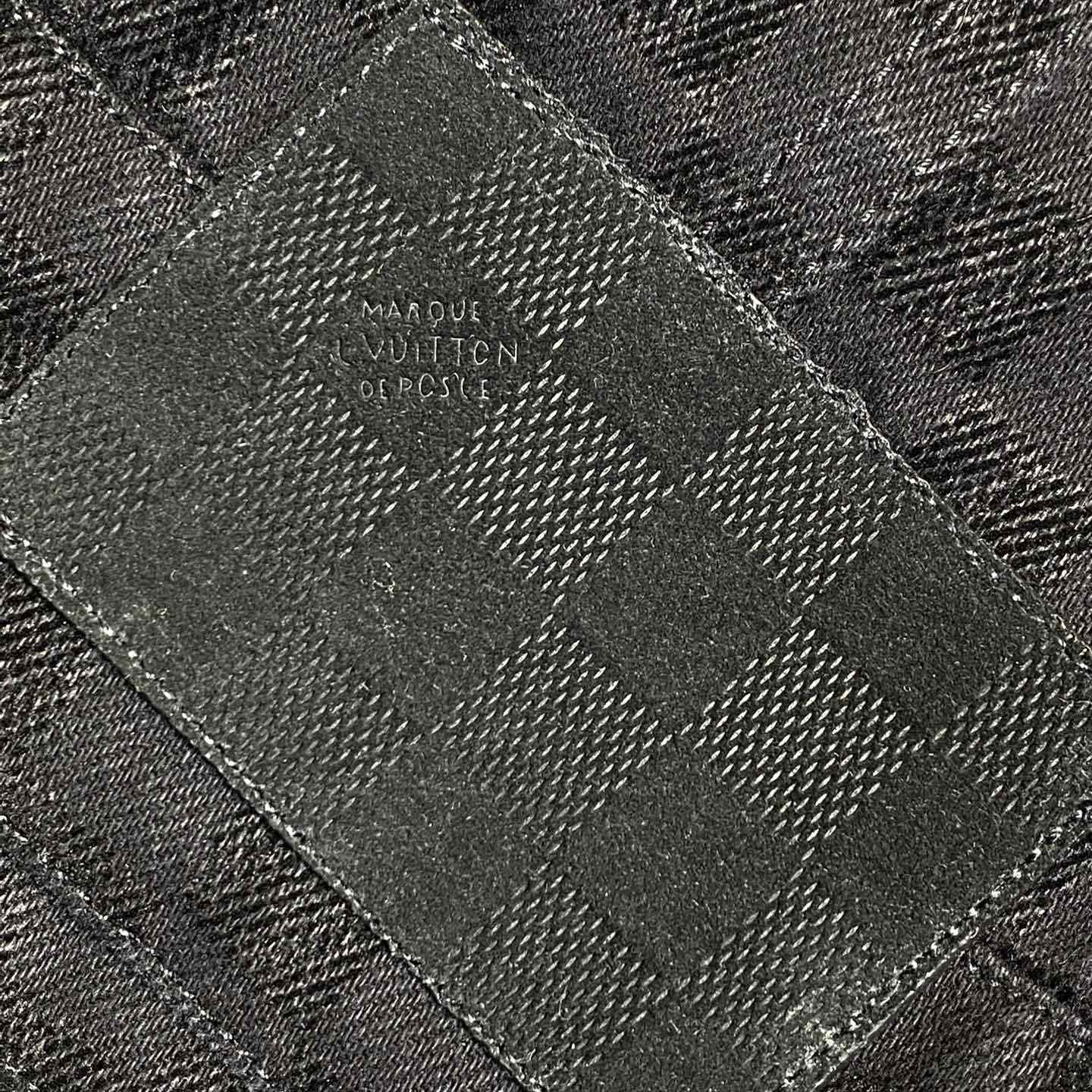 Louis Vuitton Flocked Damier Denim Trucker Jacket   1AHBDV - DesignerGu