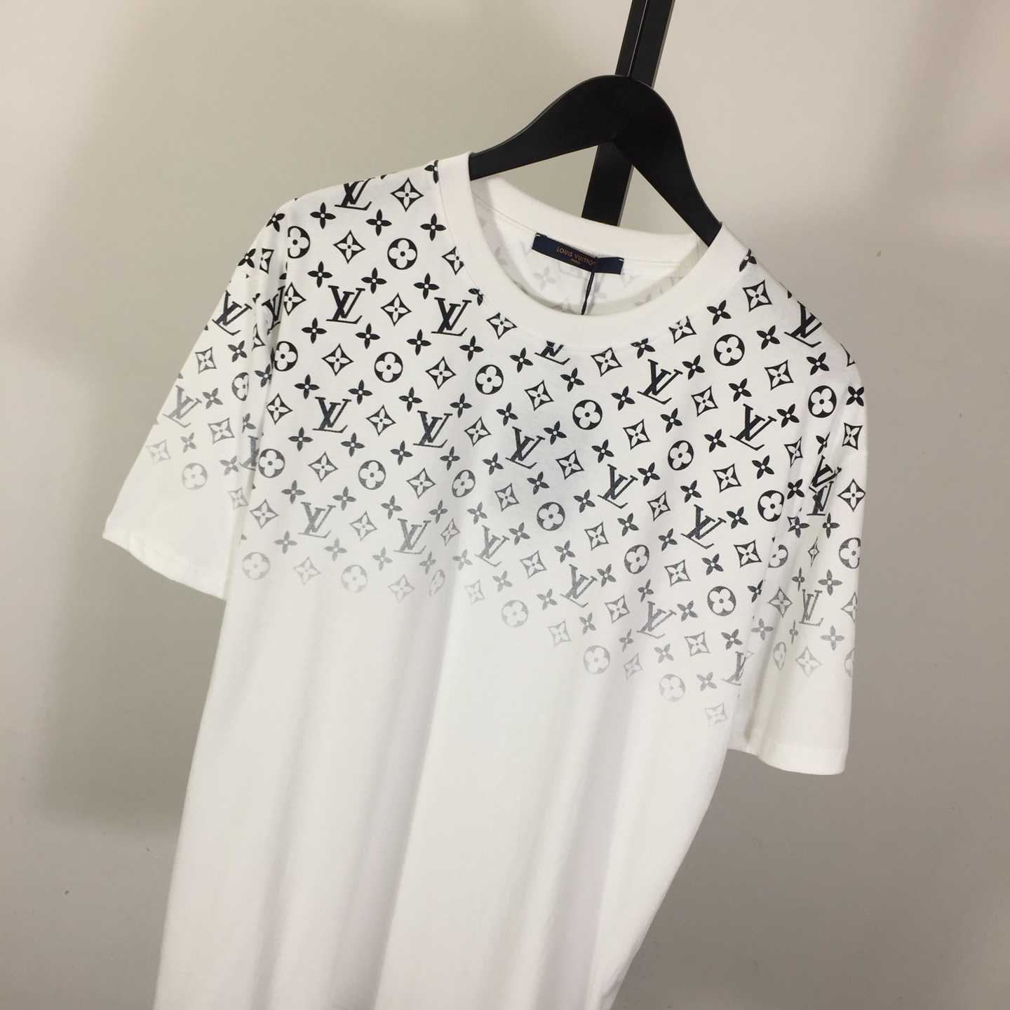 Louis Vuitton Gradient Cotton T-Shirt    1AHUG3 - DesignerGu