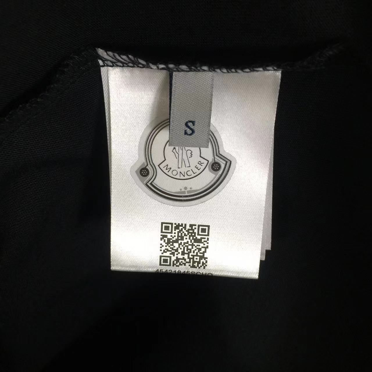 Moncler Logo Cotton T-shirt - DesignerGu