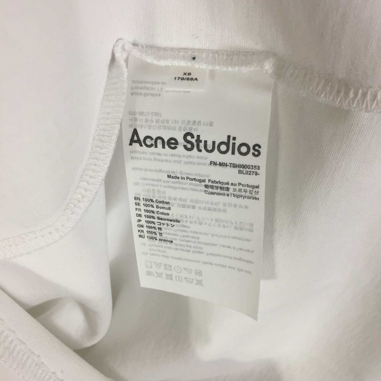 Acne Studios  T-shirt logo - Relaxed unisex fit - White - DesignerGu