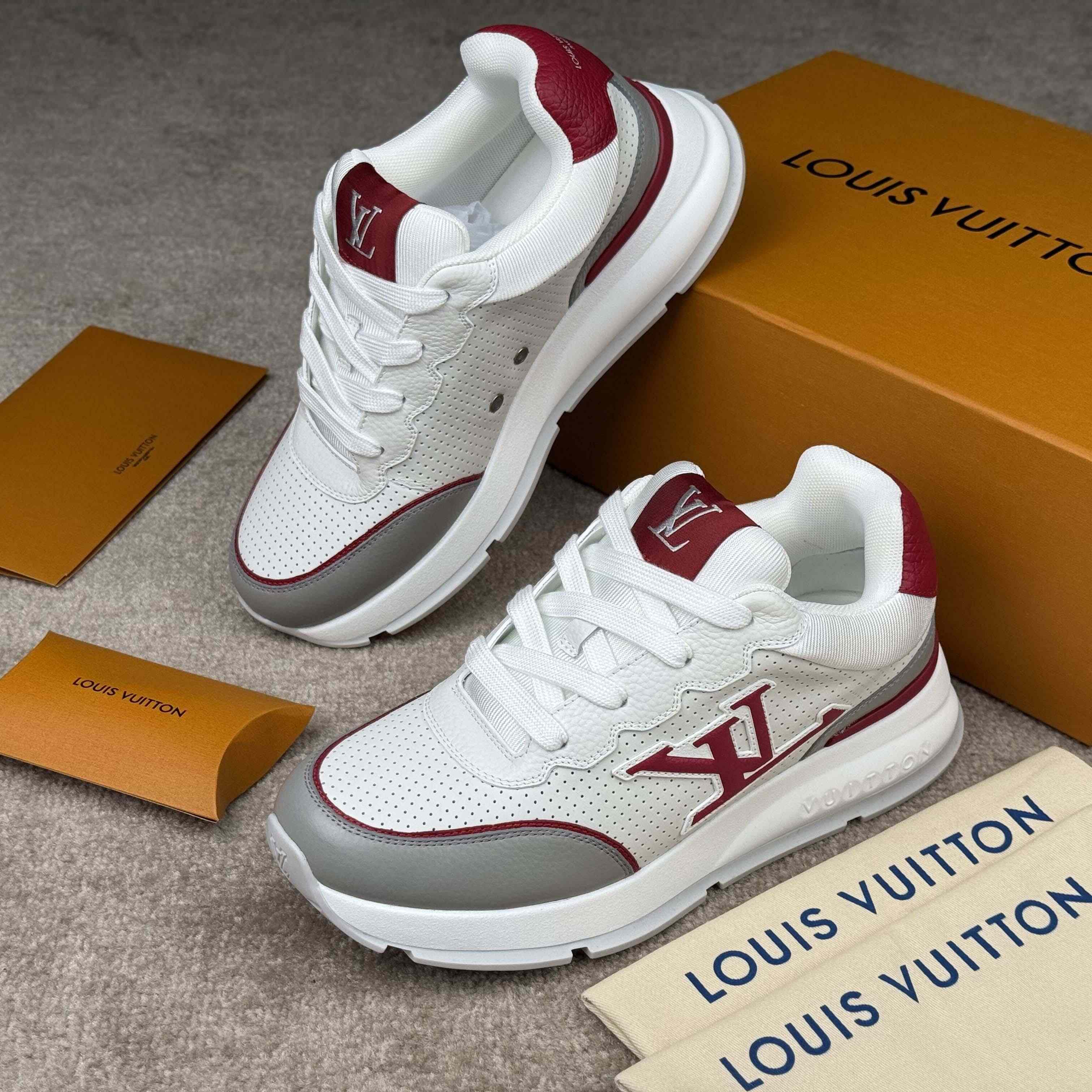 Louis Vuitton LV Classic Sneaker    - DesignerGu