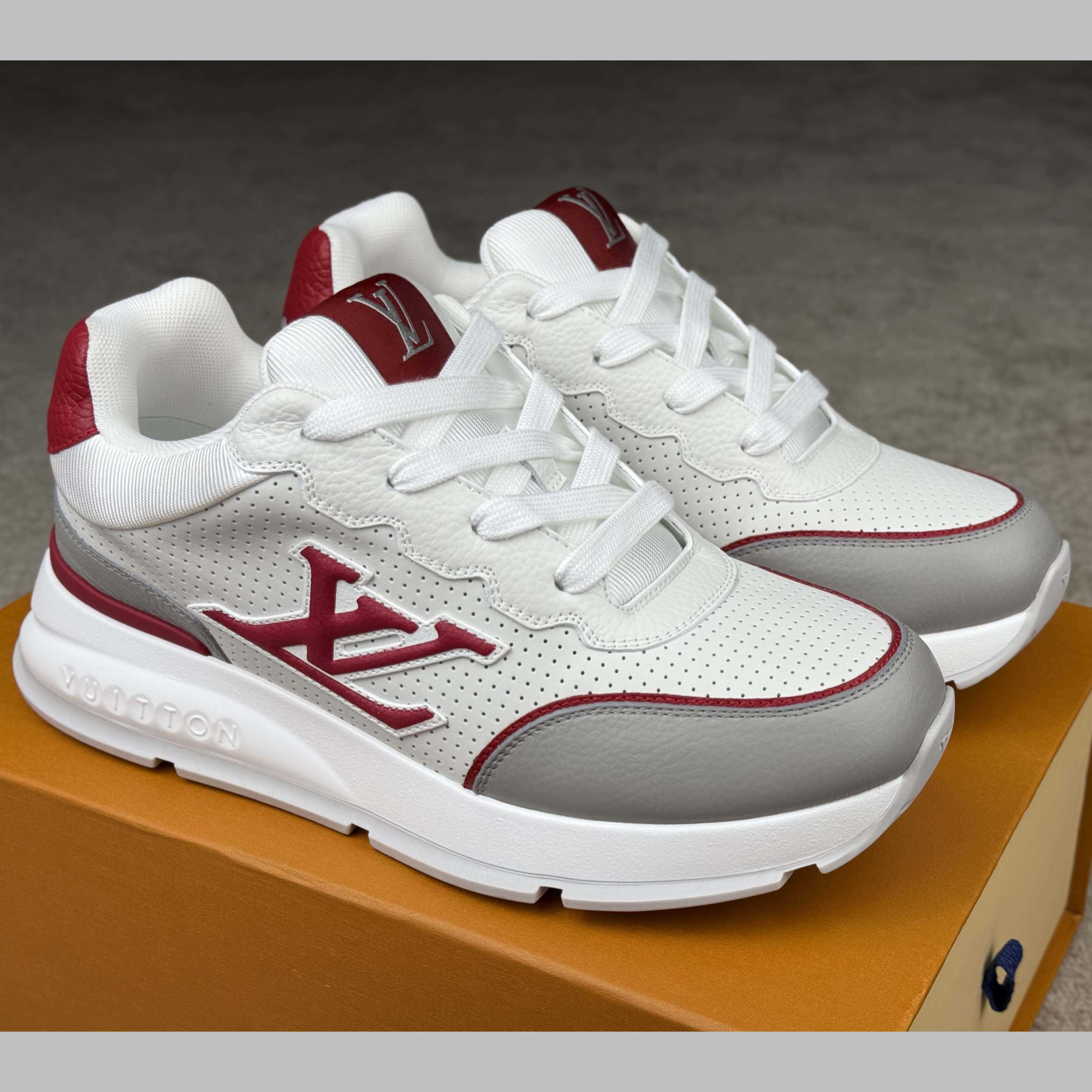 Louis Vuitton LV Classic Sneaker    - DesignerGu