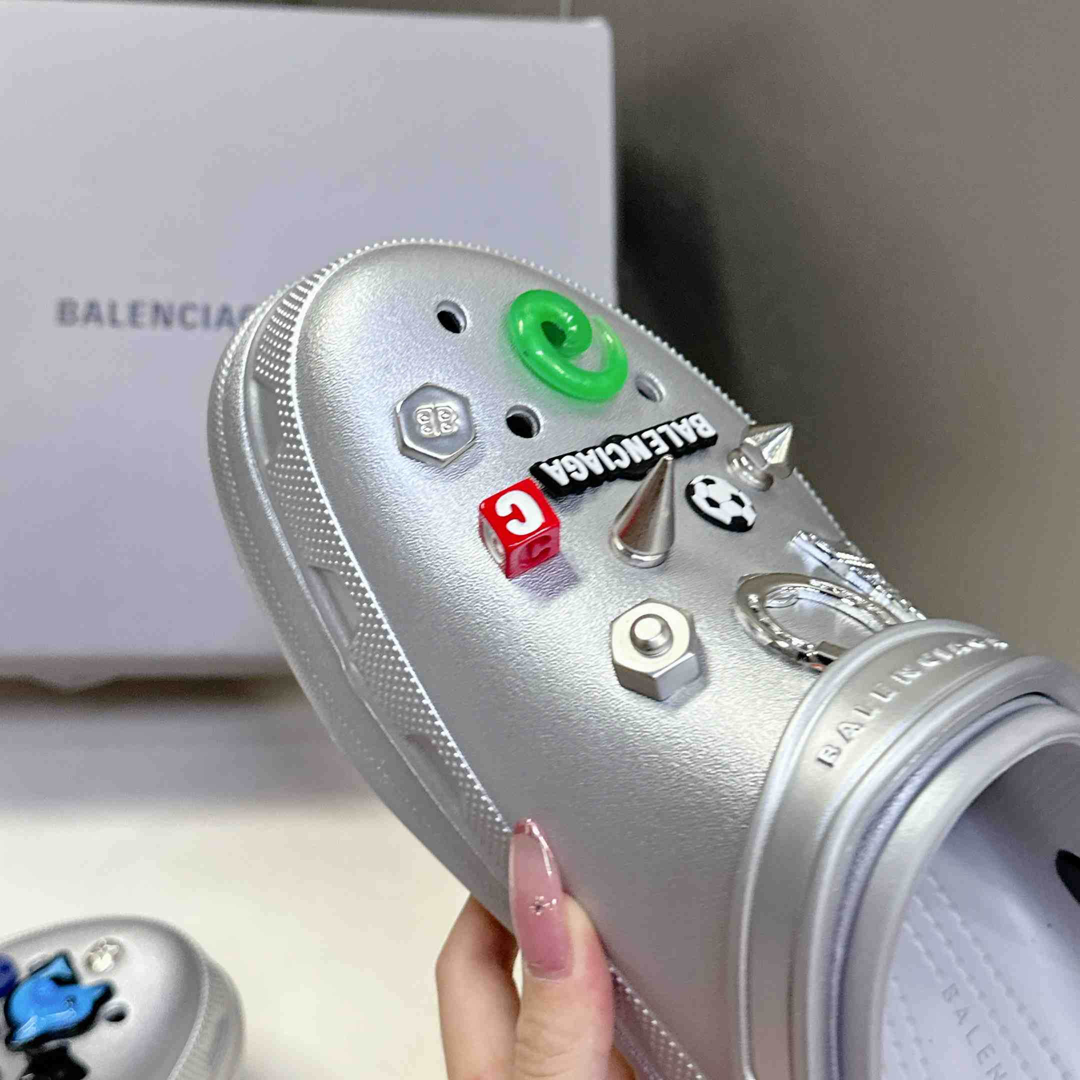 Balenciaga Crocs™ Mule In Silver - DesignerGu