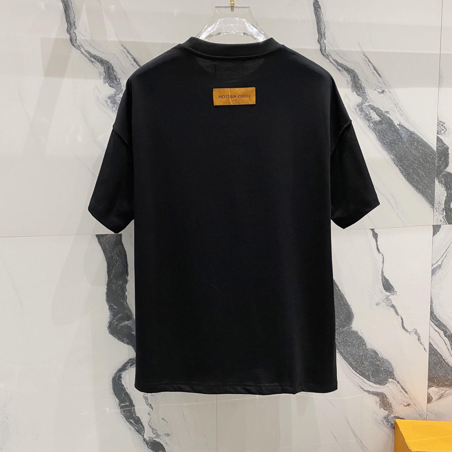 Louis Vuitton Embellished Short-Sleeved Cotton Crewneck   1AFRJG - DesignerGu