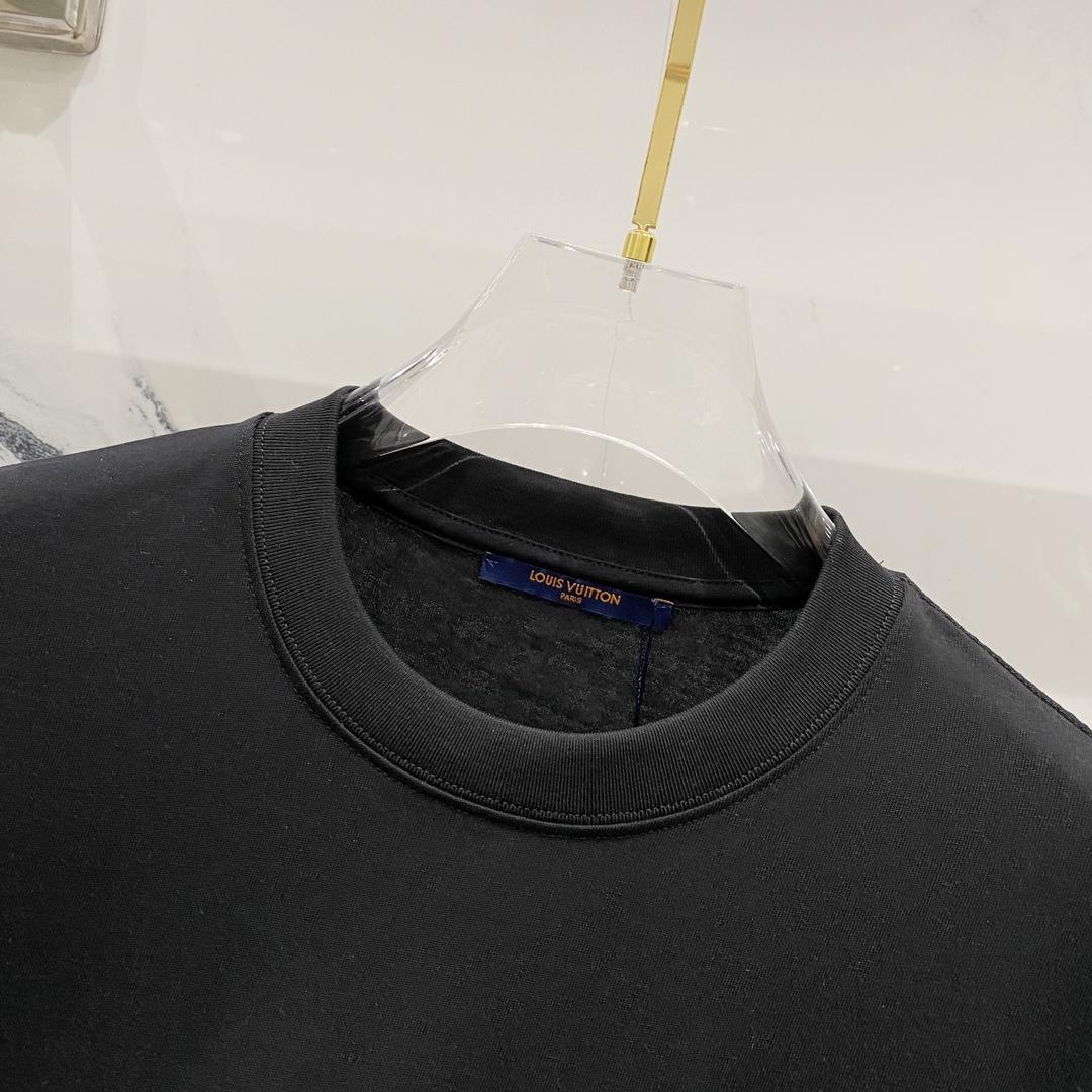 Louis Vuitton Embellished Short-Sleeved Cotton Crewneck   1AFRJG - DesignerGu