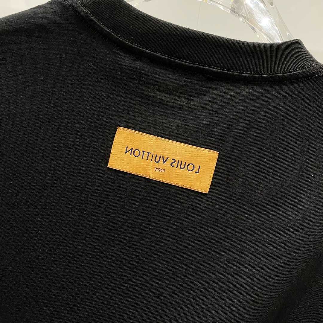 Louis Vuitton Embellished Short-Sleeved Cotton Crewneck   1AFRJG - DesignerGu
