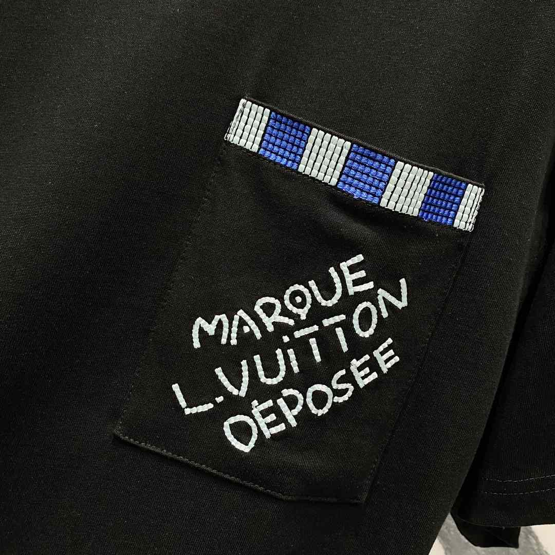 Louis Vuitton Embellished Short-Sleeved Cotton Crewneck   1AFRJG - DesignerGu