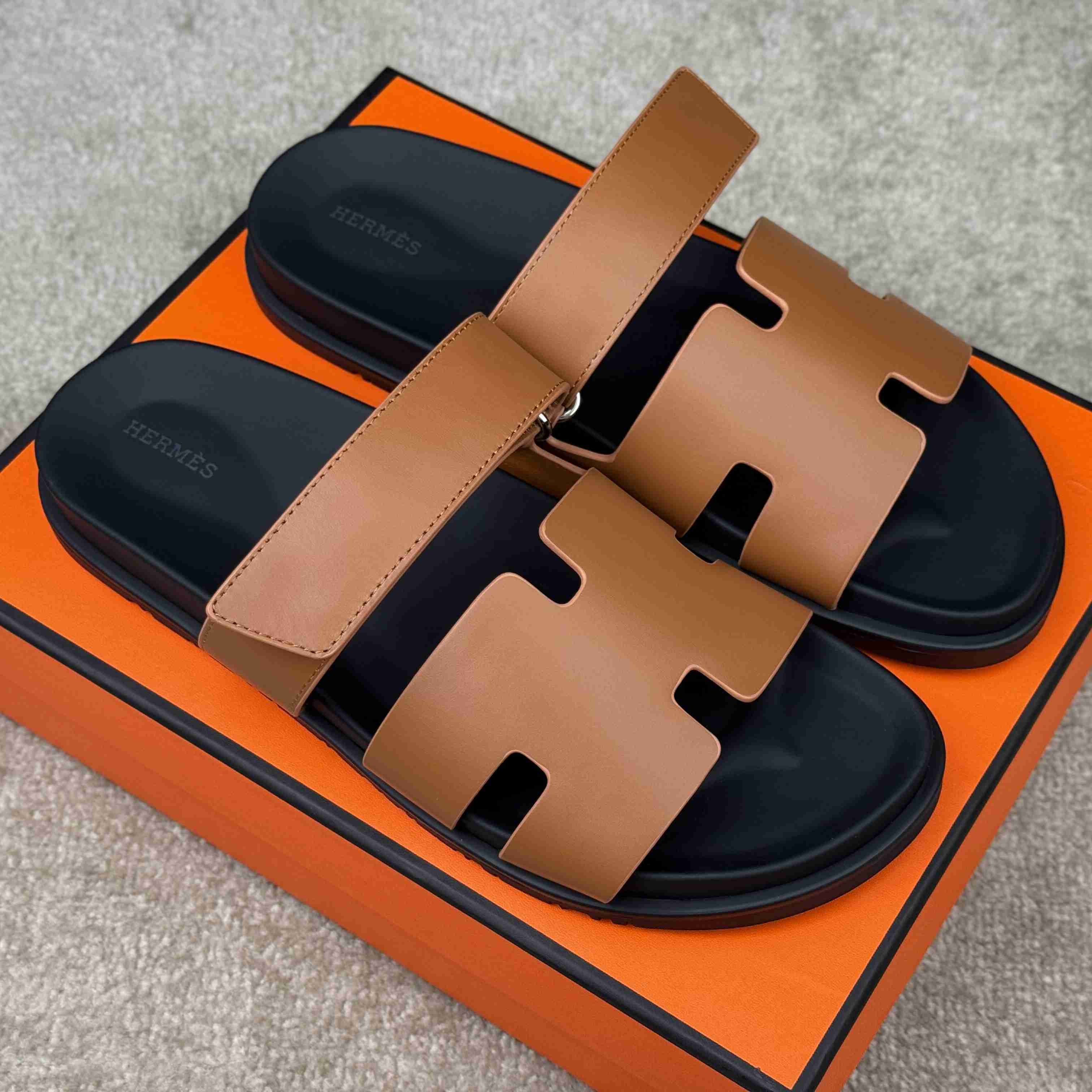 Hermes Chypre Sandal - DesignerGu