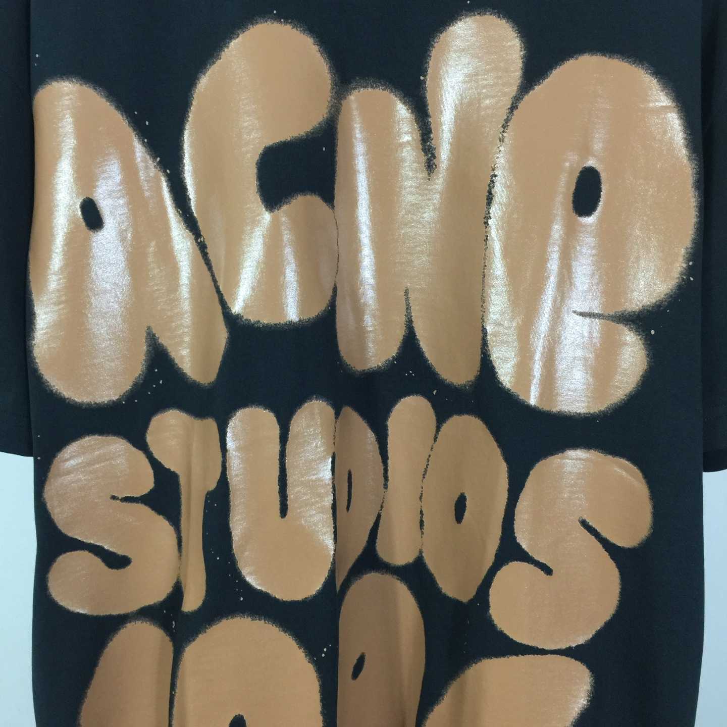 Acne Studios  T-shirt logo - Relaxed unisex fit - Black - DesignerGu