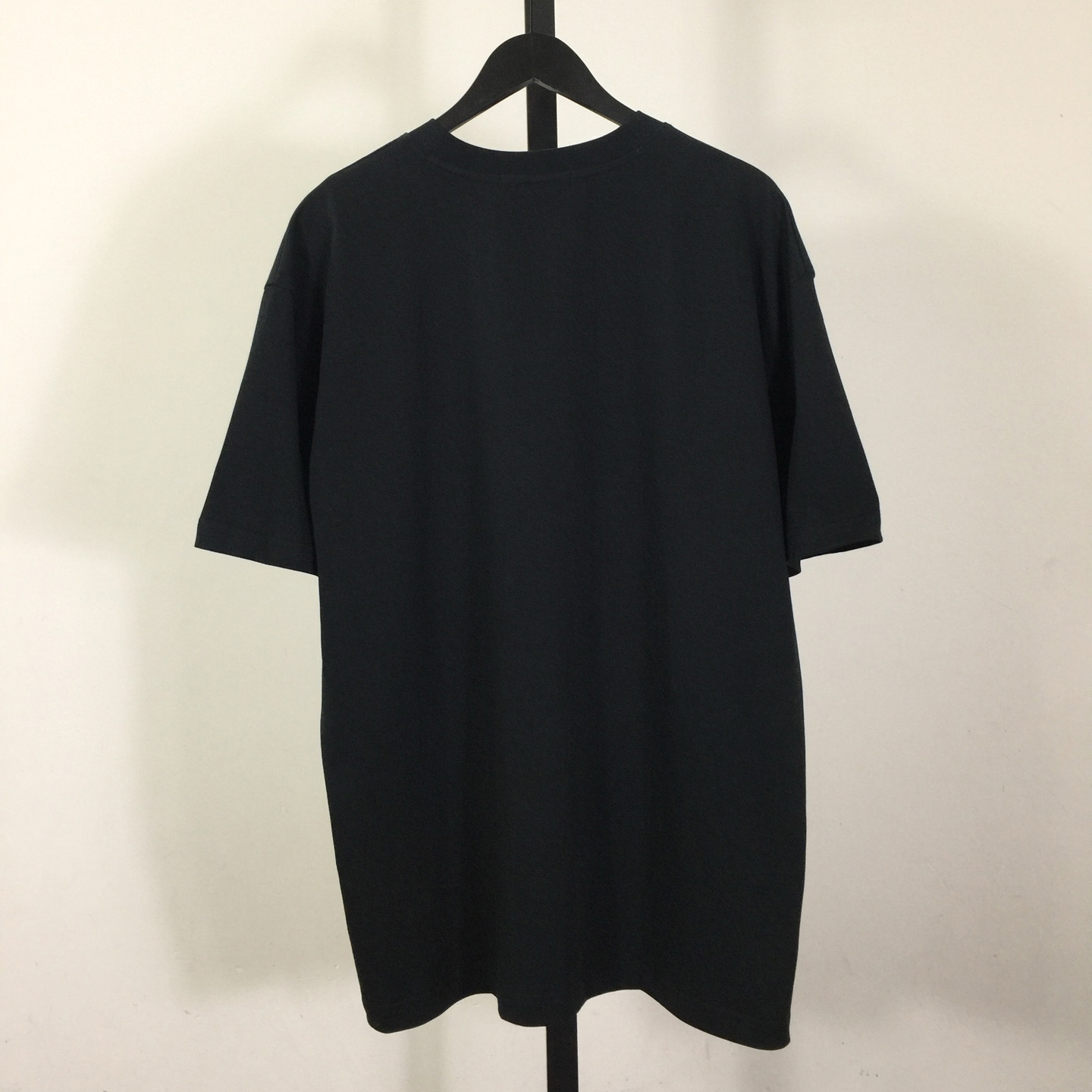 Acne Studios  T-shirt logo - Relaxed unisex fit - Black - DesignerGu