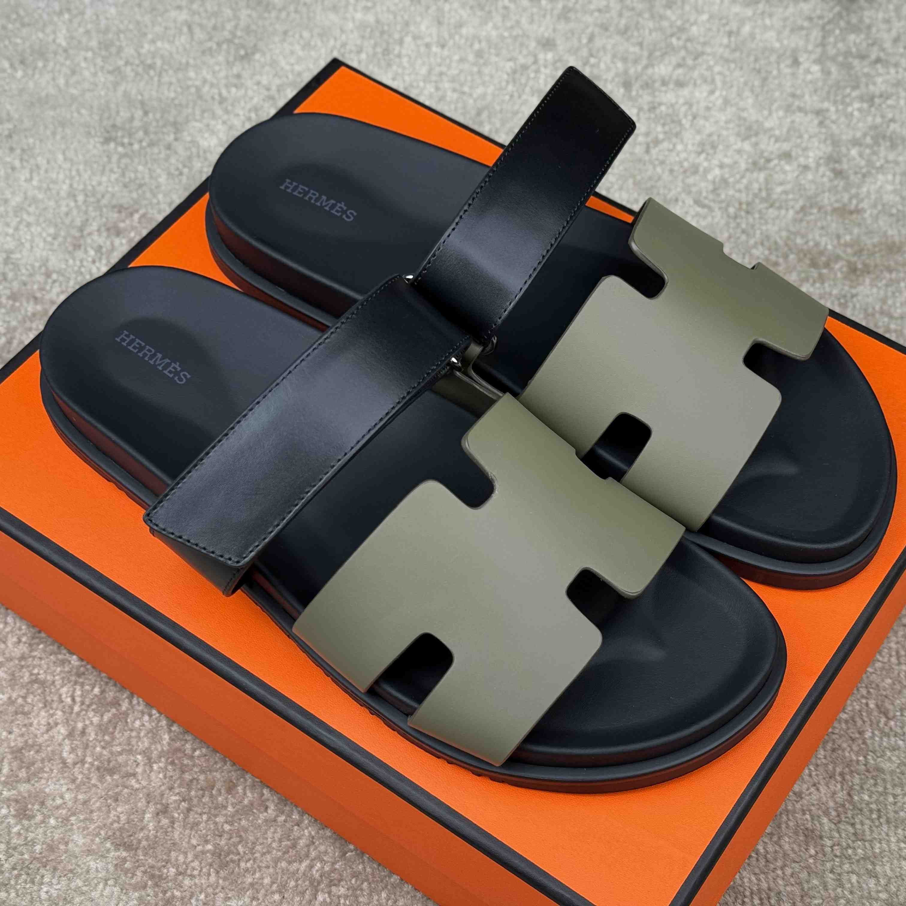 Hermes Chypre Sandal - DesignerGu