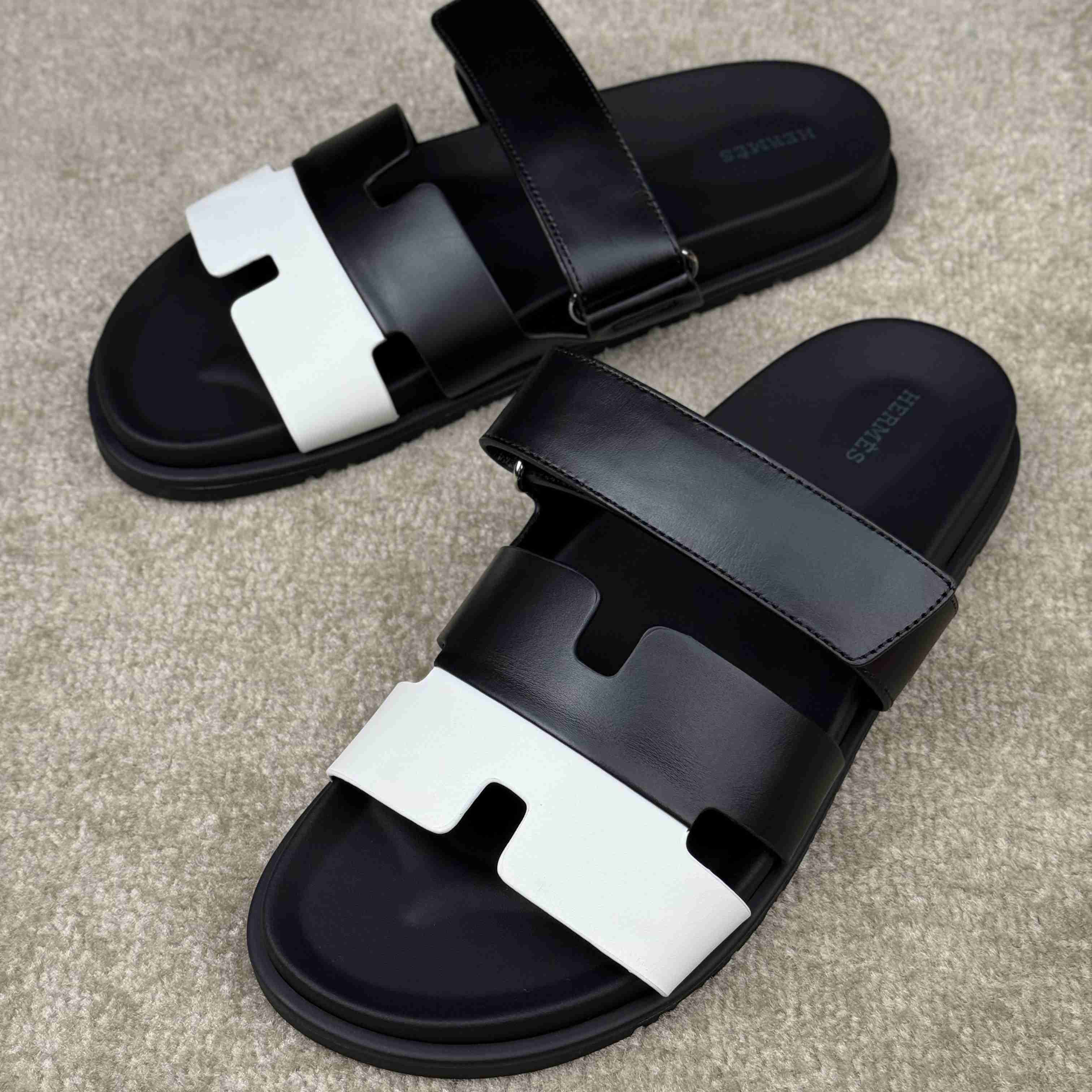 Hermes Chypre Sandal - DesignerGu