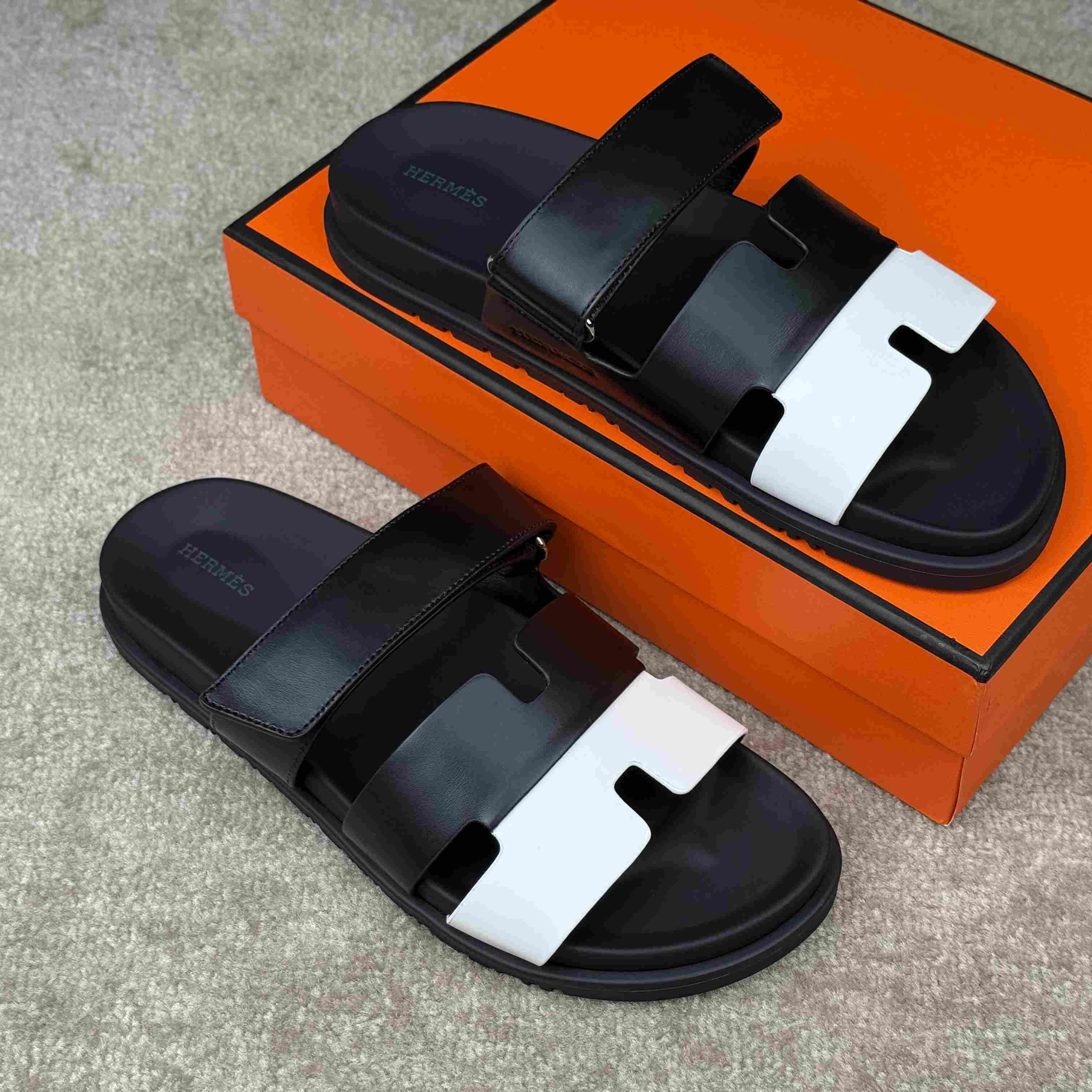 Hermes Chypre Sandal - DesignerGu