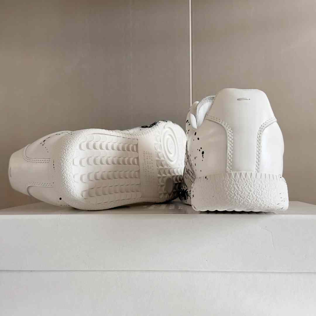 Maison Margiela Replica 'Paint Splatter - White Black' - DesignerGu