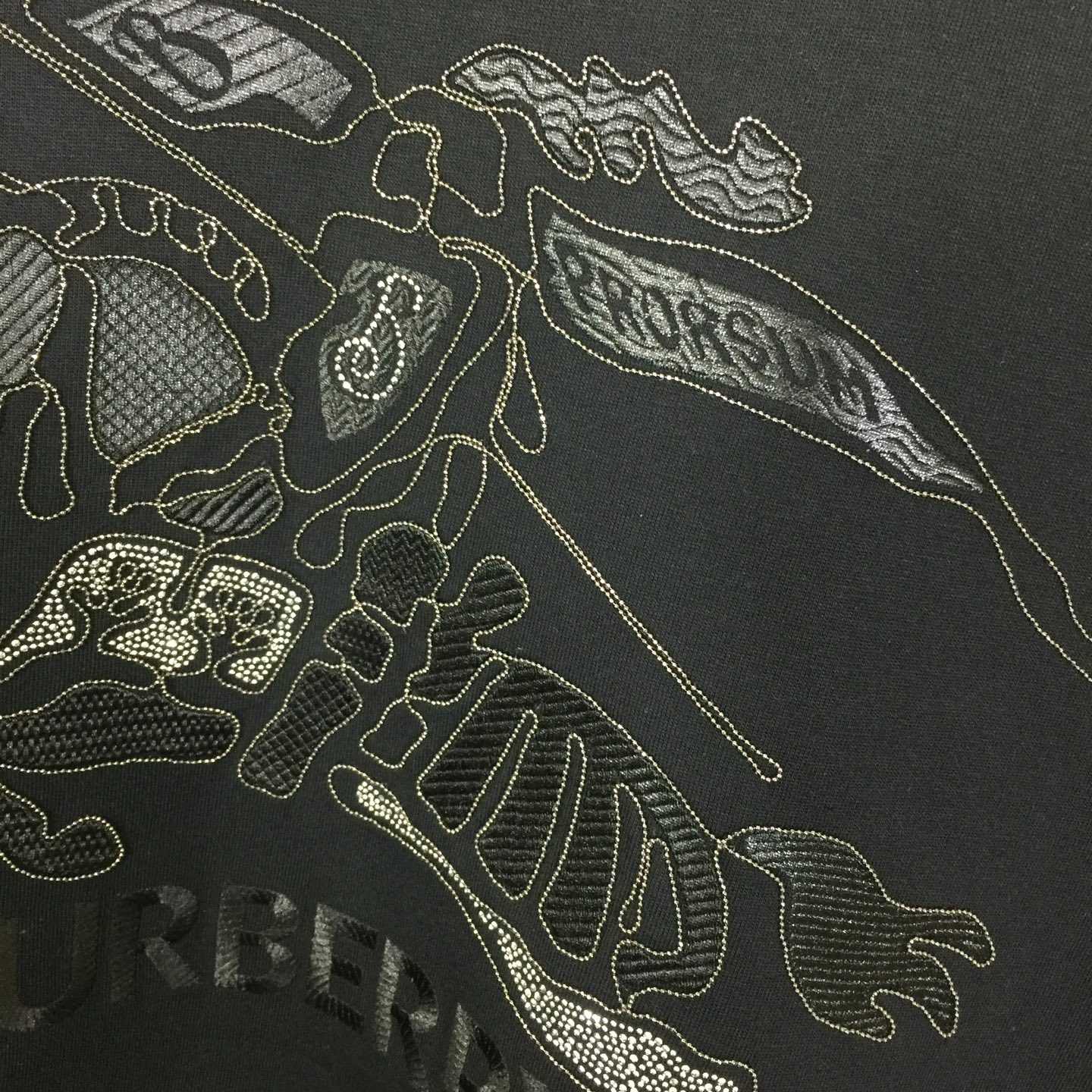 Burberry EKD Logo Top - DesignerGu