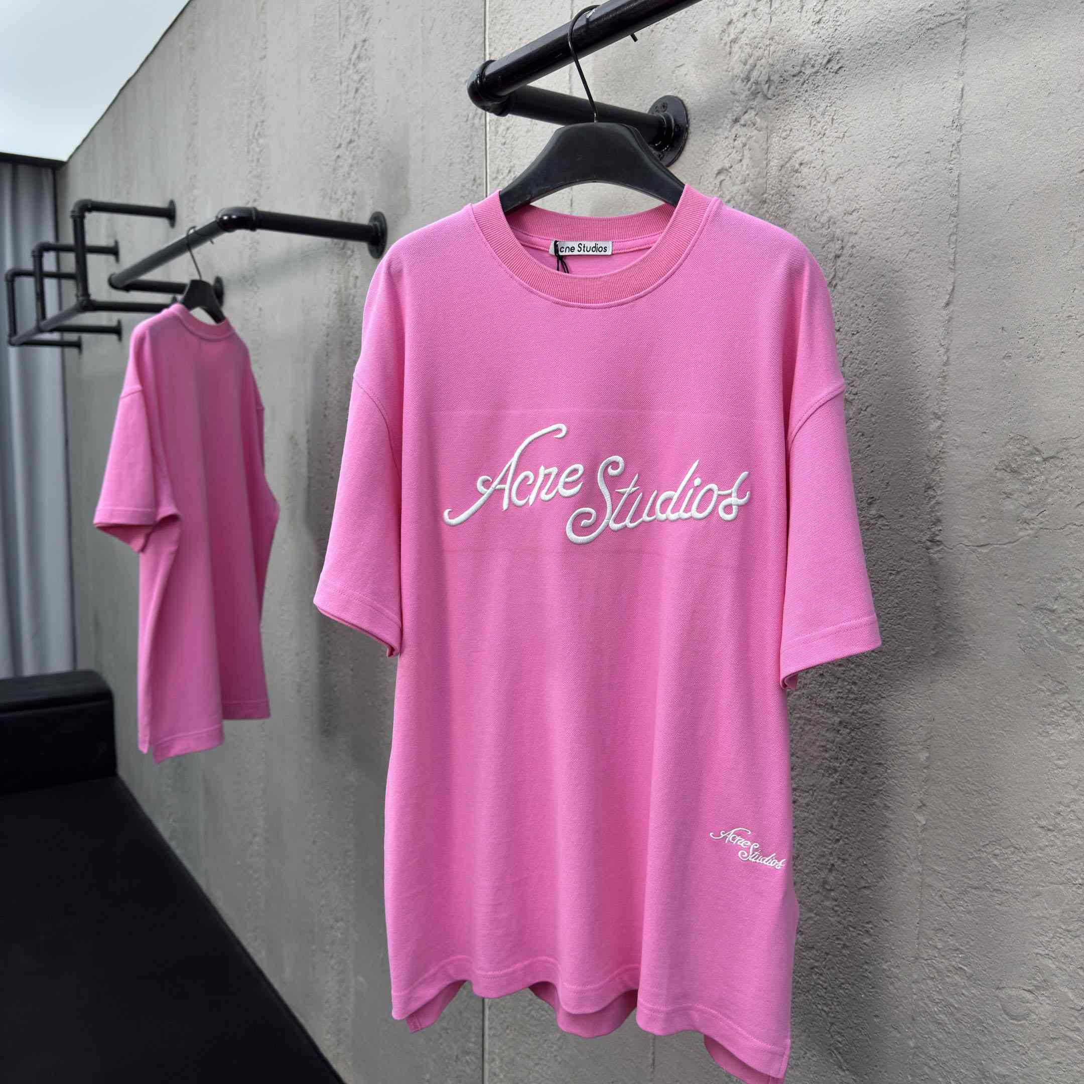 Acne Studios Logo T-shirt - Relaxed Fit - DesignerGu