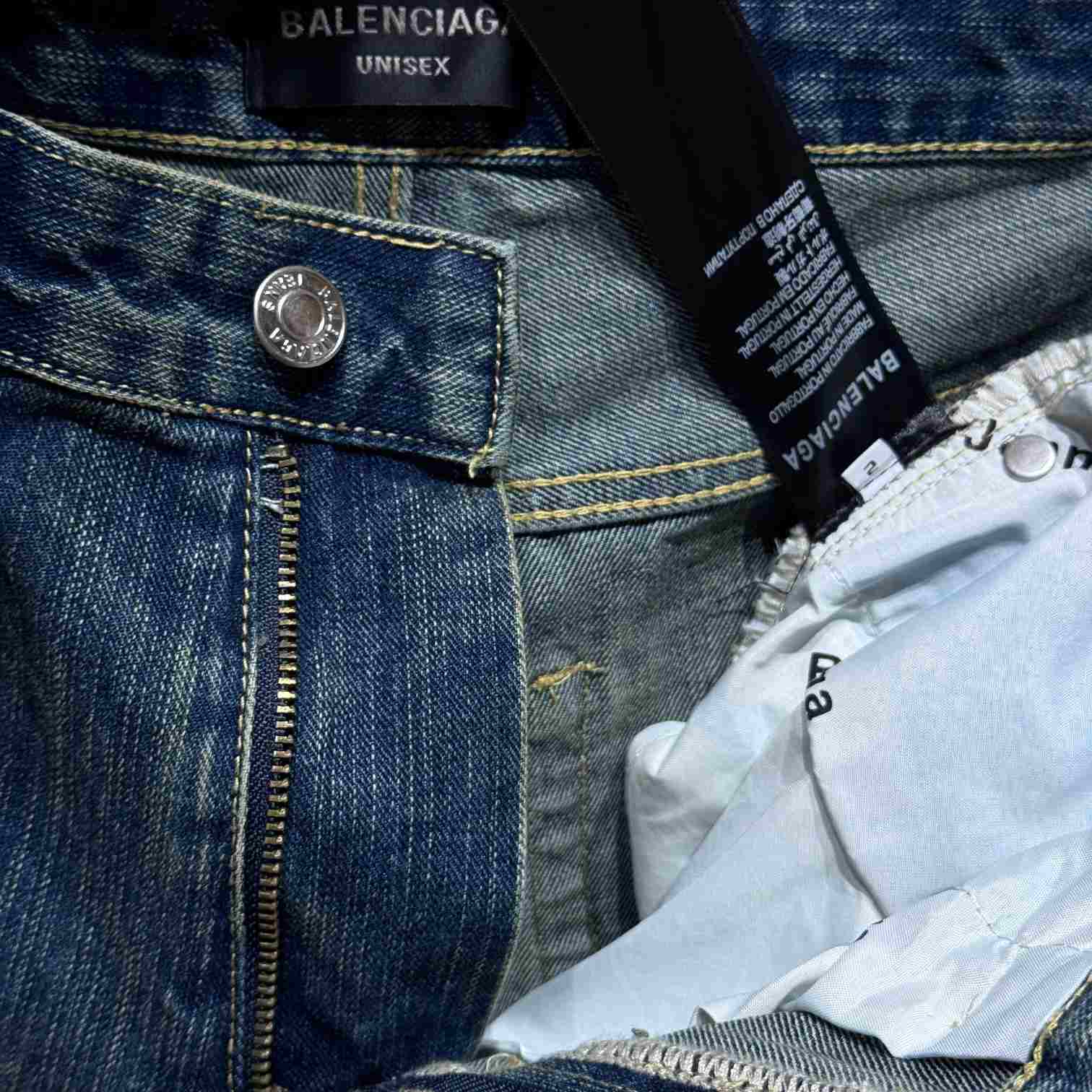 Balenciaga Distressed Baggy Shorts In Blue - DesignerGu