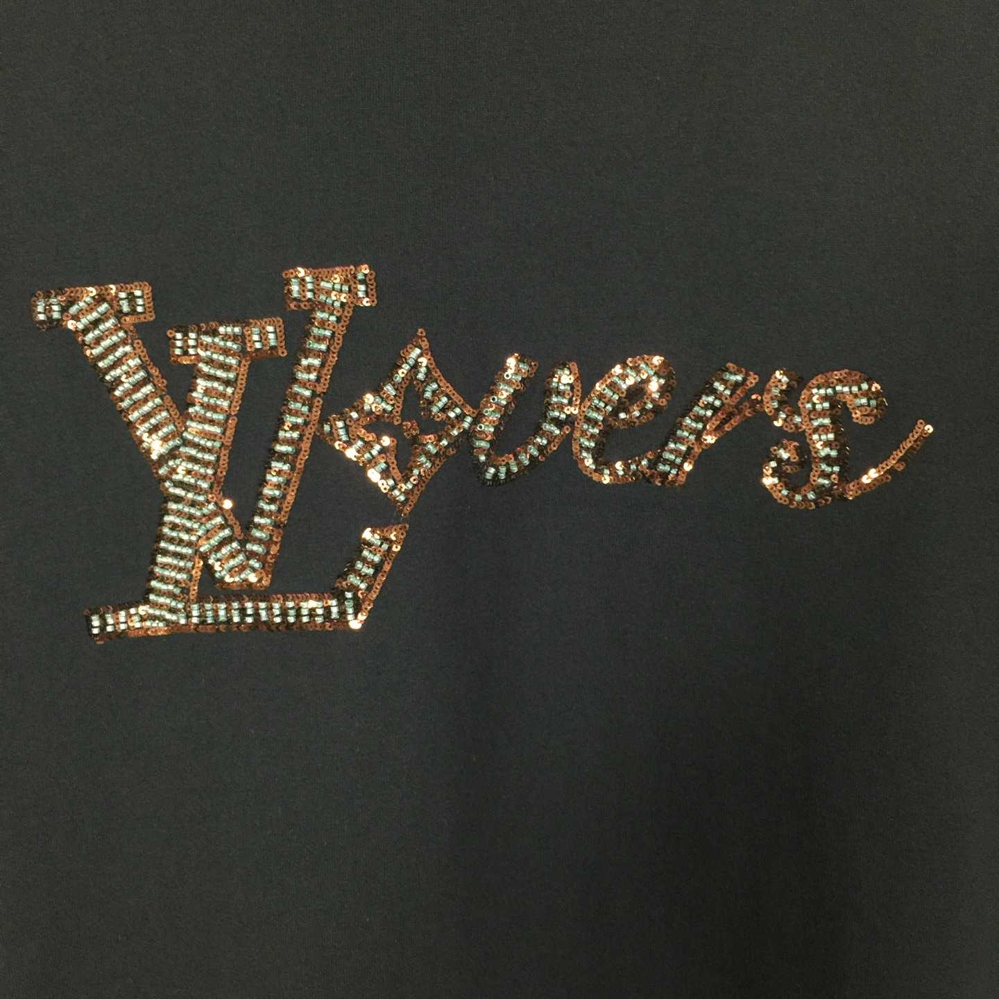 Louis Vuitton LV Vers Embellished Short-Sleeved T-Shirt   - DesignerGu