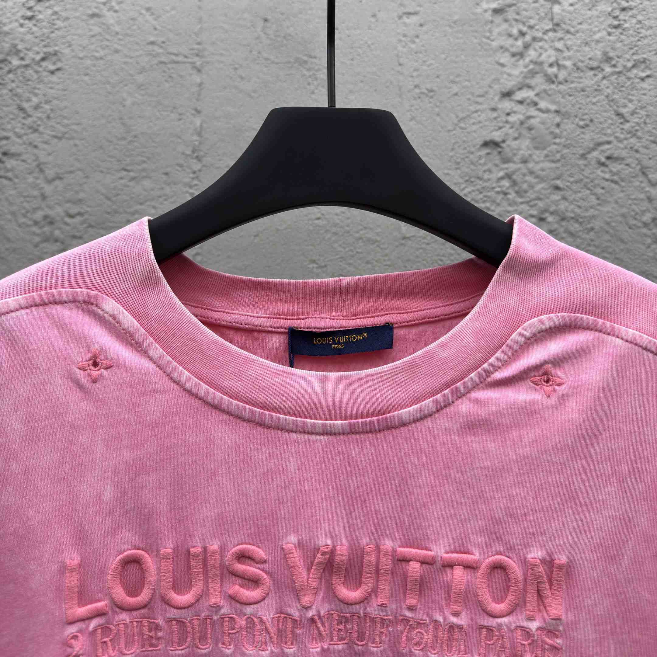 Louis Vuitton Washed Ribbed T-Shirt   1AHWA0 - DesignerGu