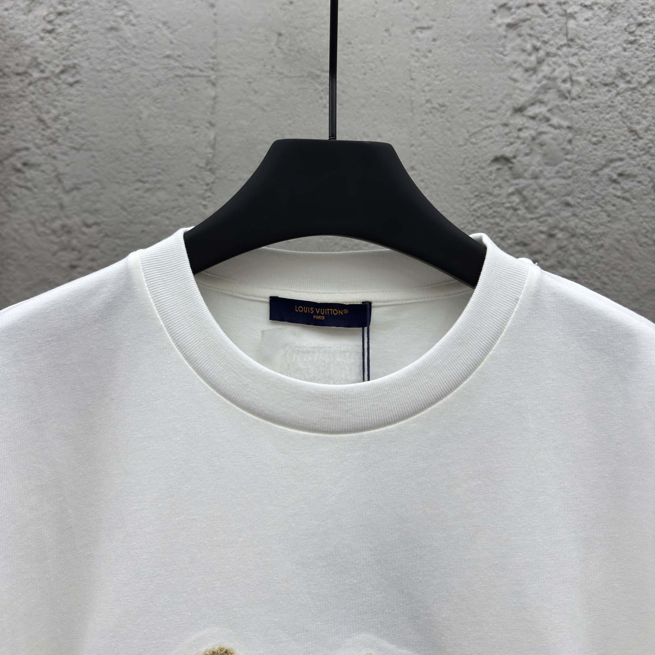 Louis Vuitton Embroidered Signature T-Shirt   1AHW84 - DesignerGu