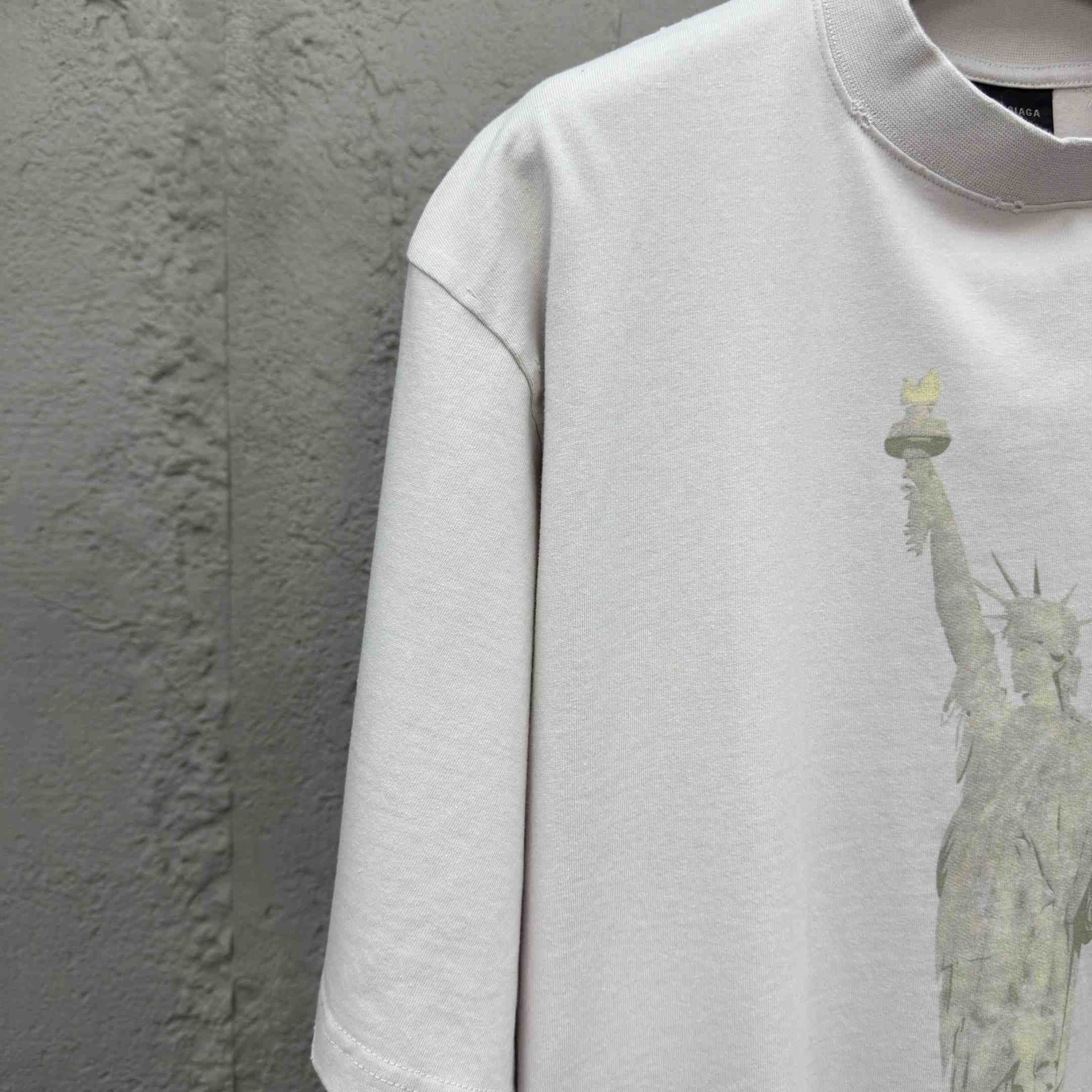 Balenciaga Paris Liberty T-Shirt Medium Fit In Off White Vintage Jersey - DesignerGu