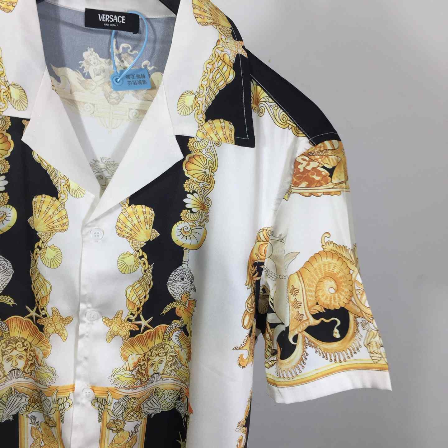Versace Coral Theatre Silk Shirt - DesignerGu