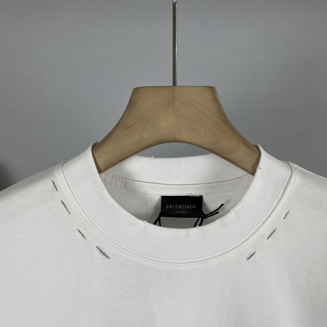 Balenciaga Planet Earth T-shirt - DesignerGu