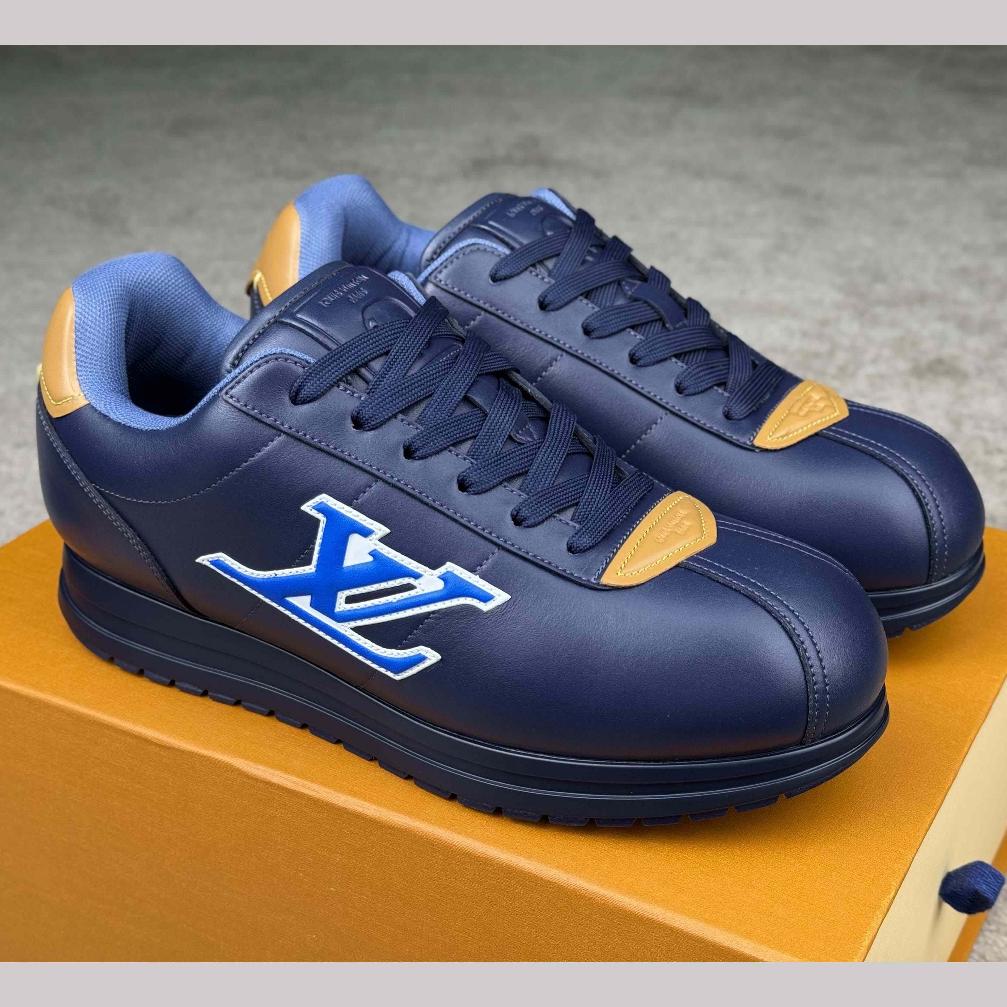 Louis Vuitton LV BUTTERSOFT Sneaker    1AIKI3 - DesignerGu