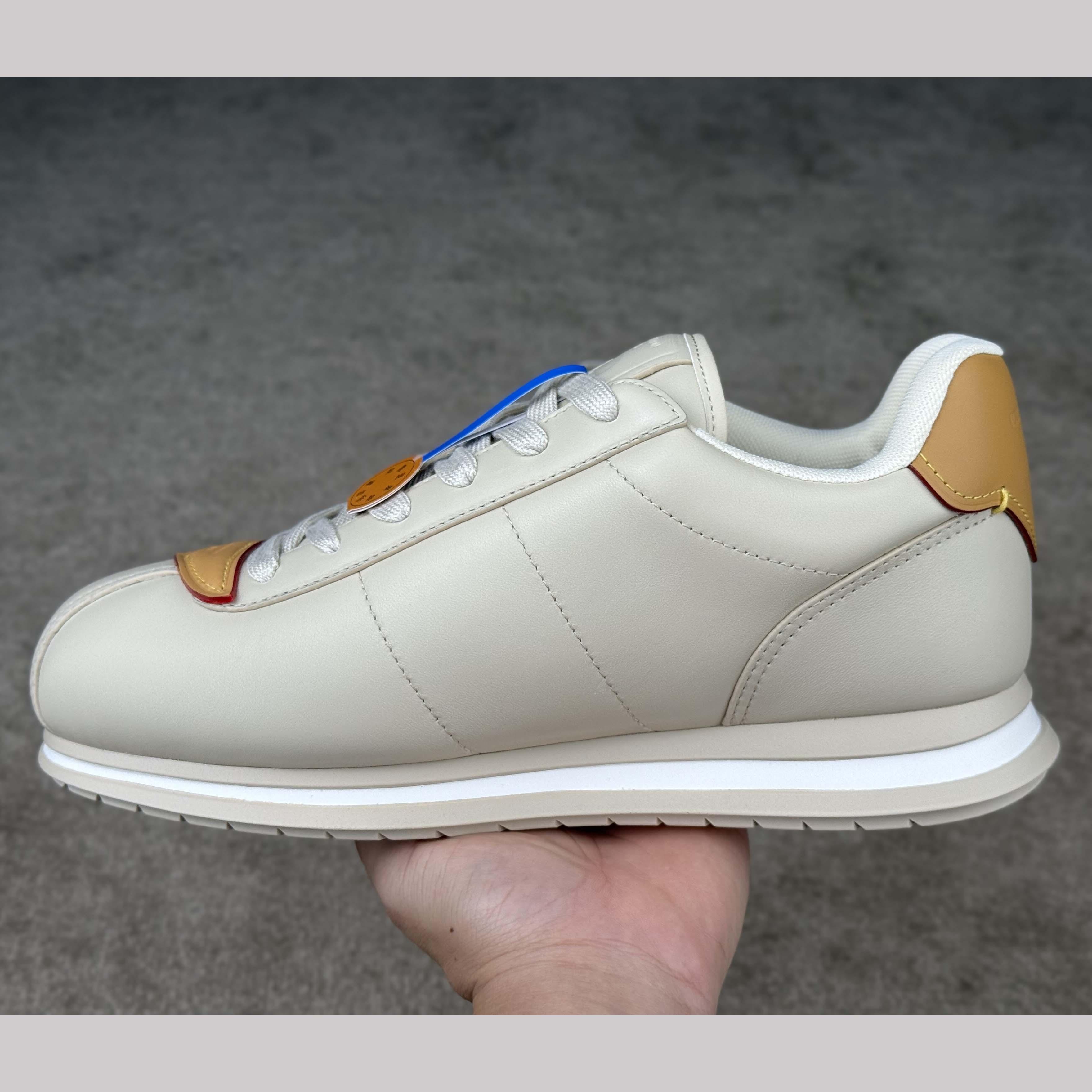 Louis Vuitton LV BUTTERSOFT Sneaker    1AIKF4 - DesignerGu