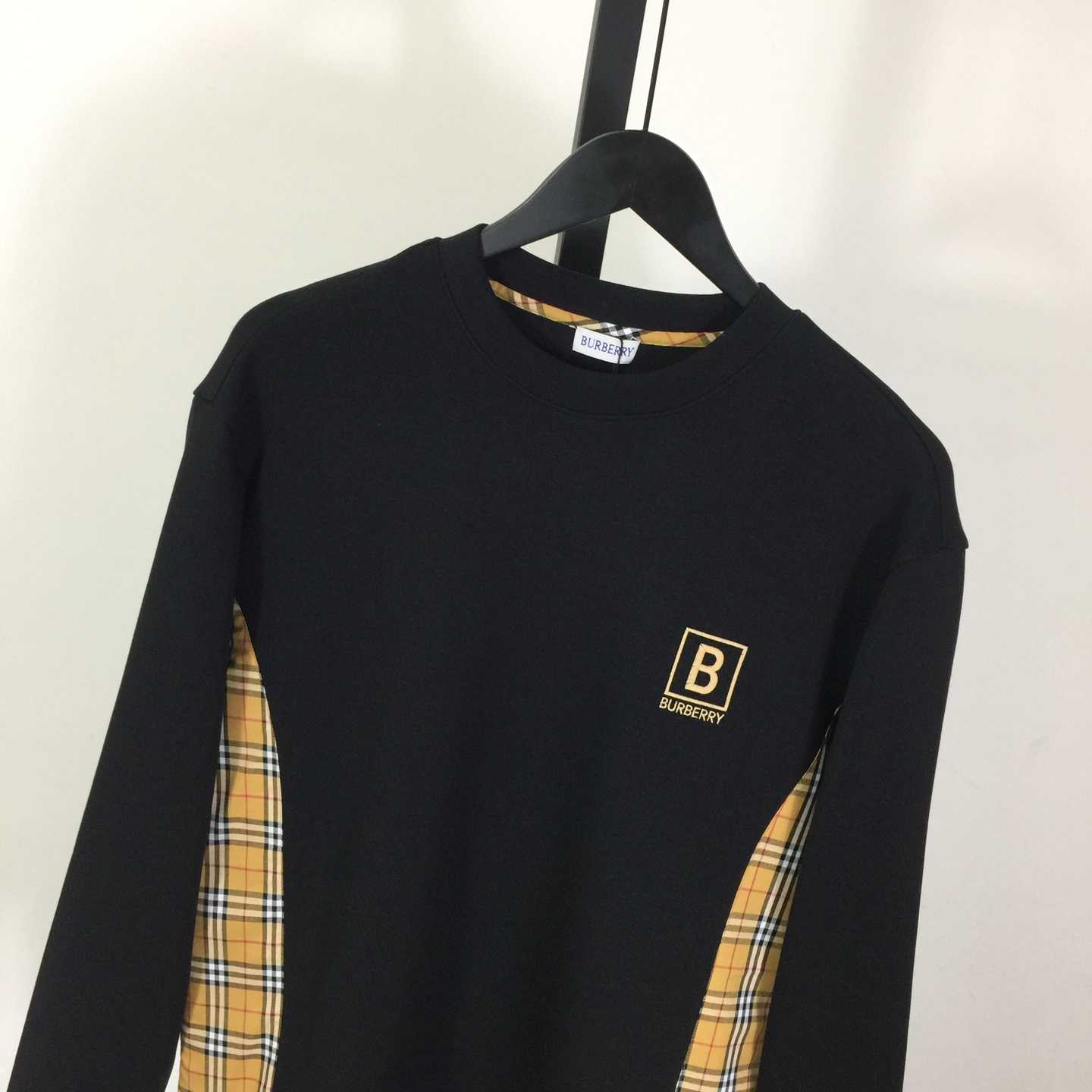 Burberry Cotton Sweatshirt - DesignerGu