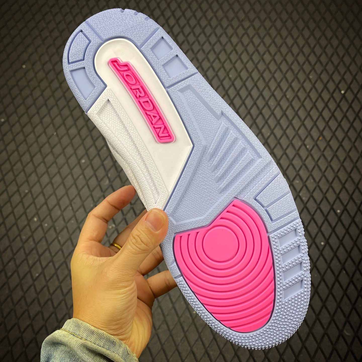 Air Jordan 3 Retro “White & Sport Blue” – HQ0784-101 - DesignerGu