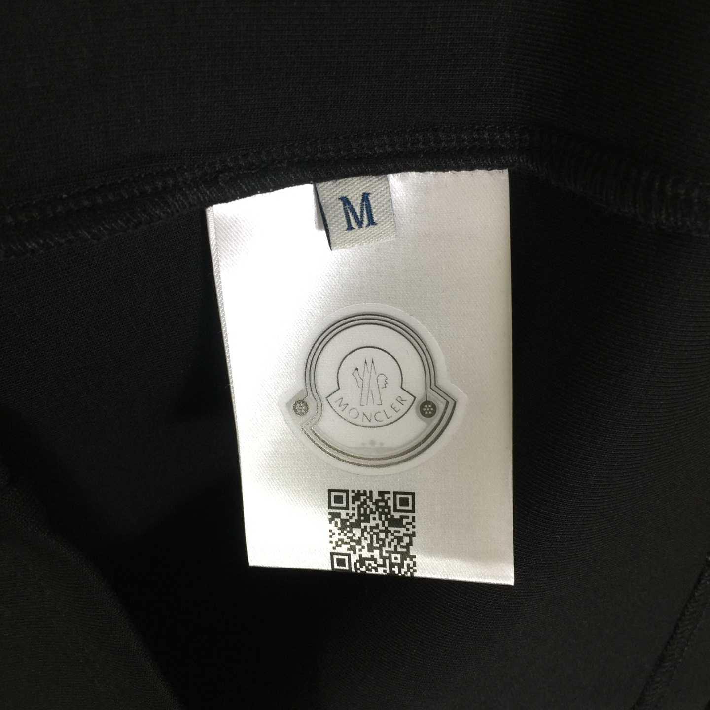 Moncler Logo T-Shirt - DesignerGu