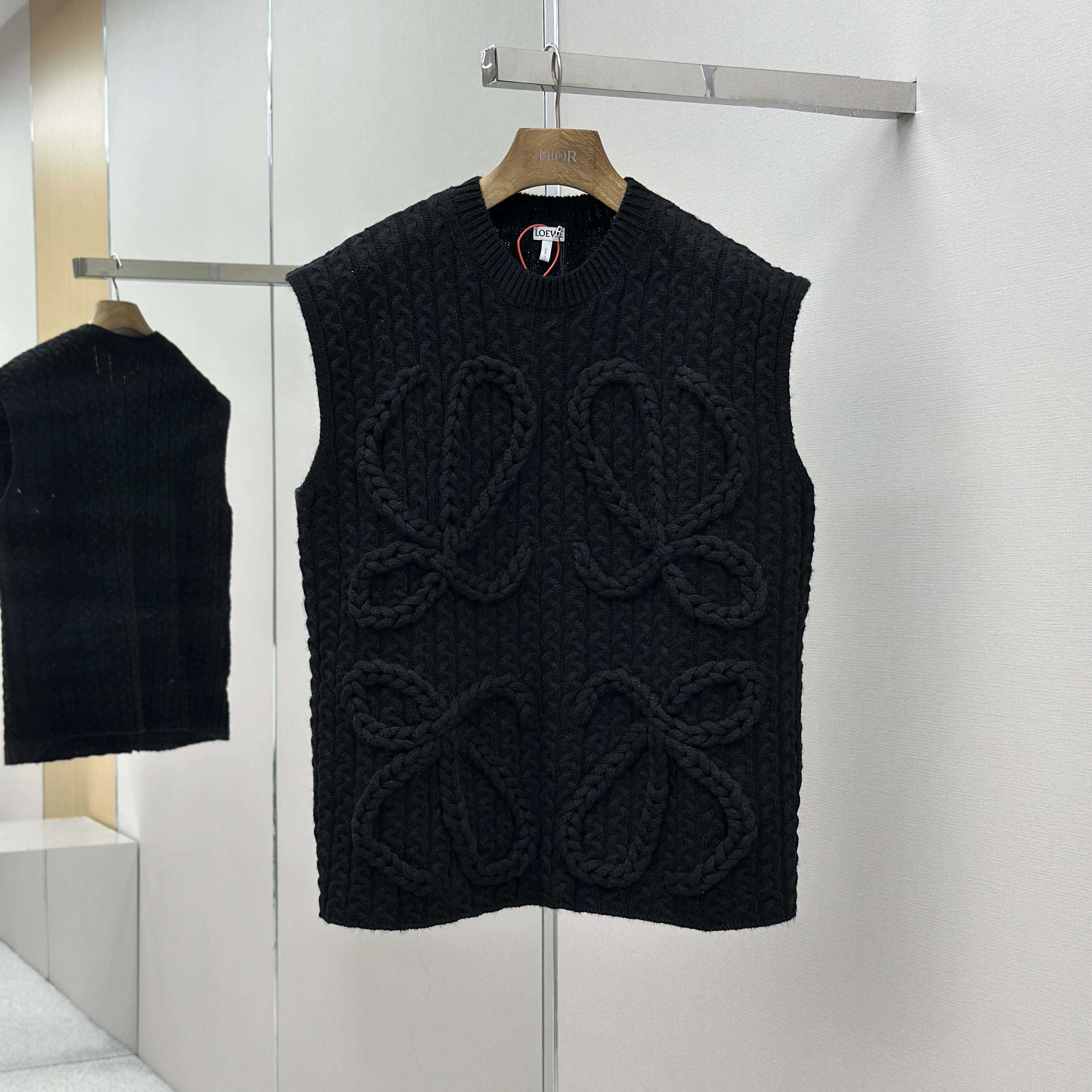 Loewe Vest In Wool - DesignerGu