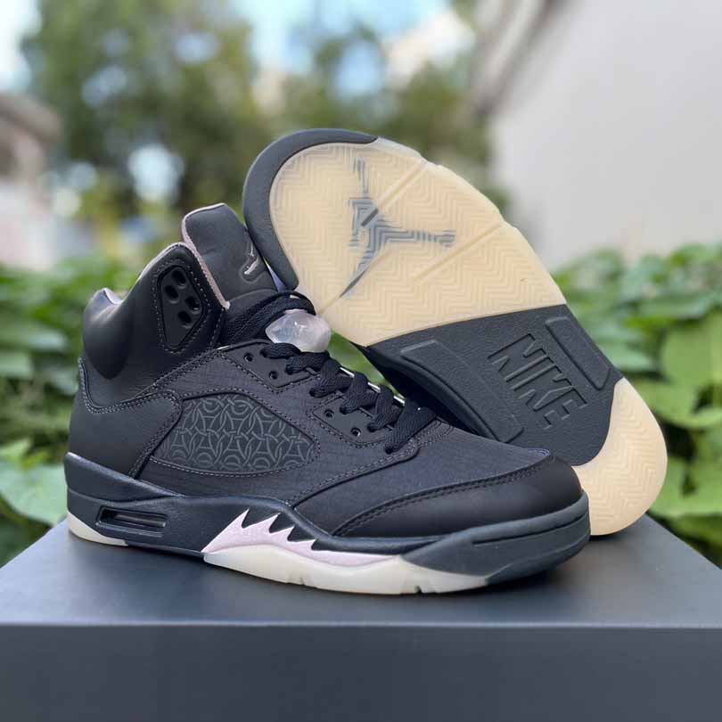 PSG x Air Jordan 5 “Off Noir” HQ3004-001 - DesignerGu