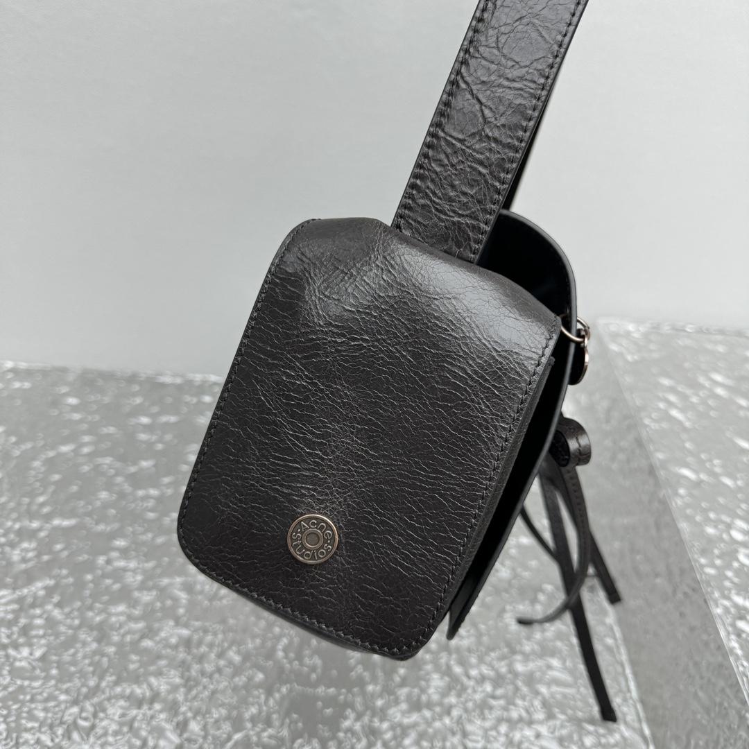 Acne Studios Multipocket Bag - DesignerGu
