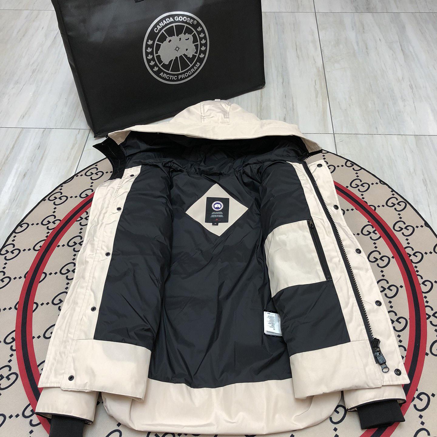 Canada Goose Parka - DesignerGu