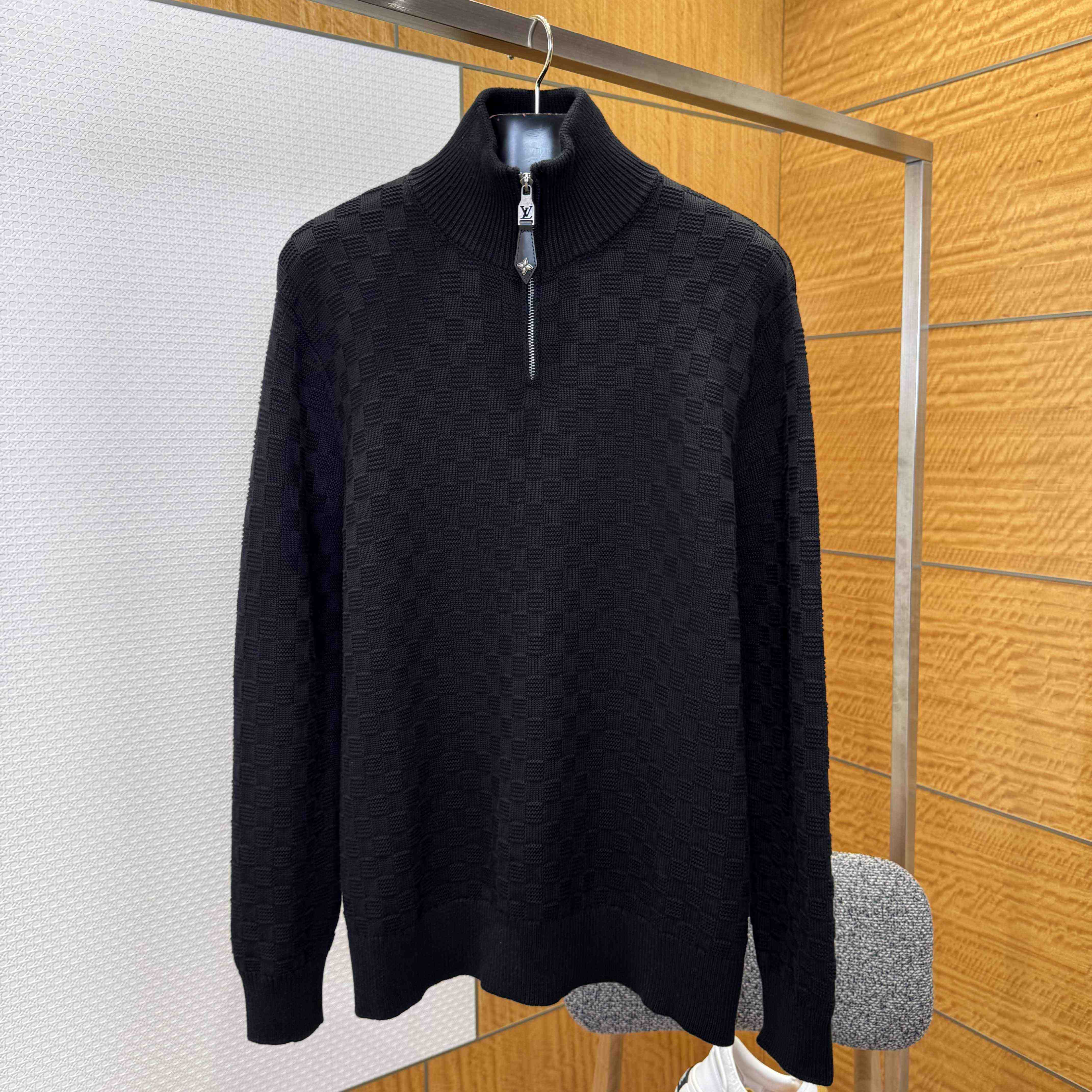 Louis Vuitton Cashmere-Wool Blend Half-Zip Pullover   1AIHNC - DesignerGu