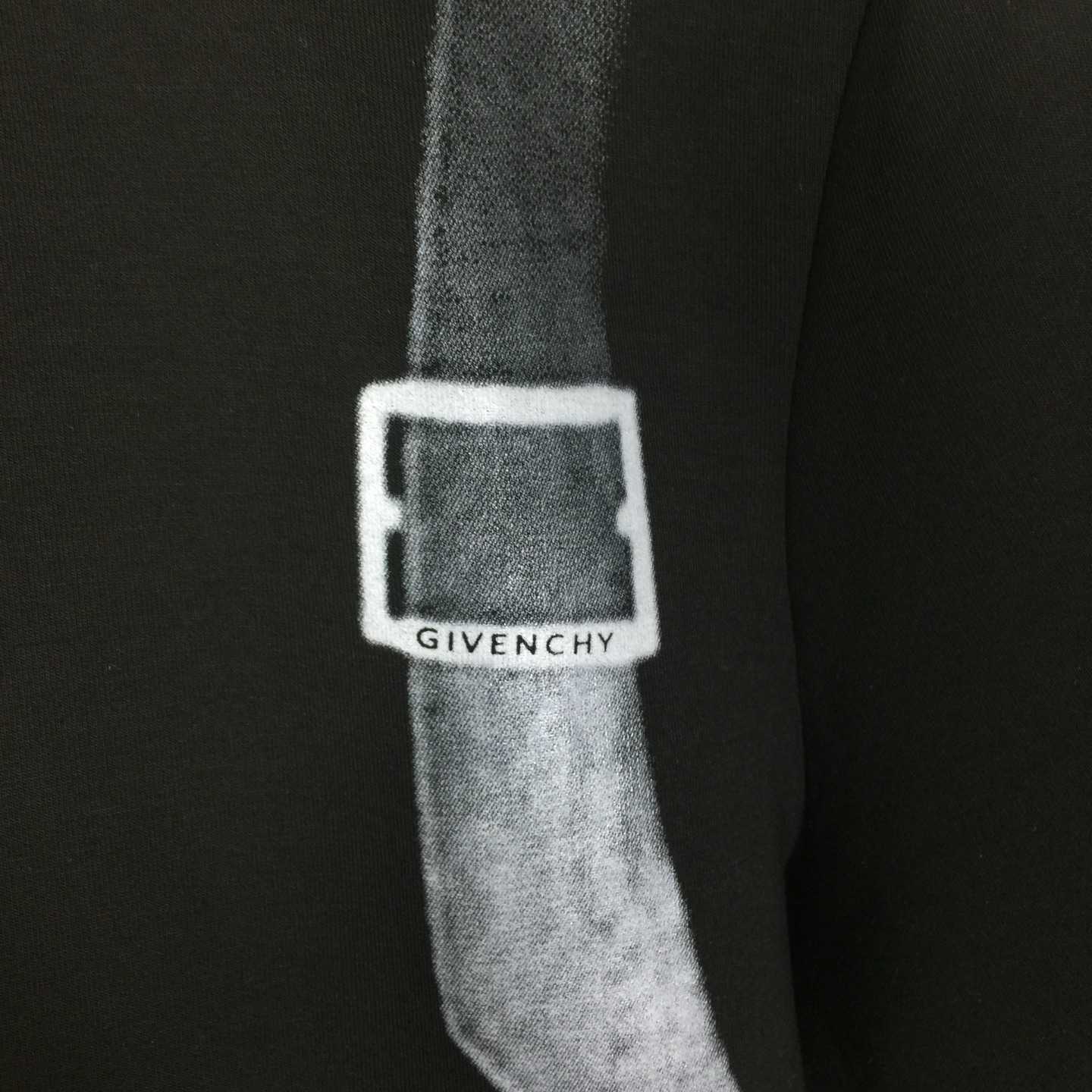 Givenchy T-shirt In Cotton - DesignerGu