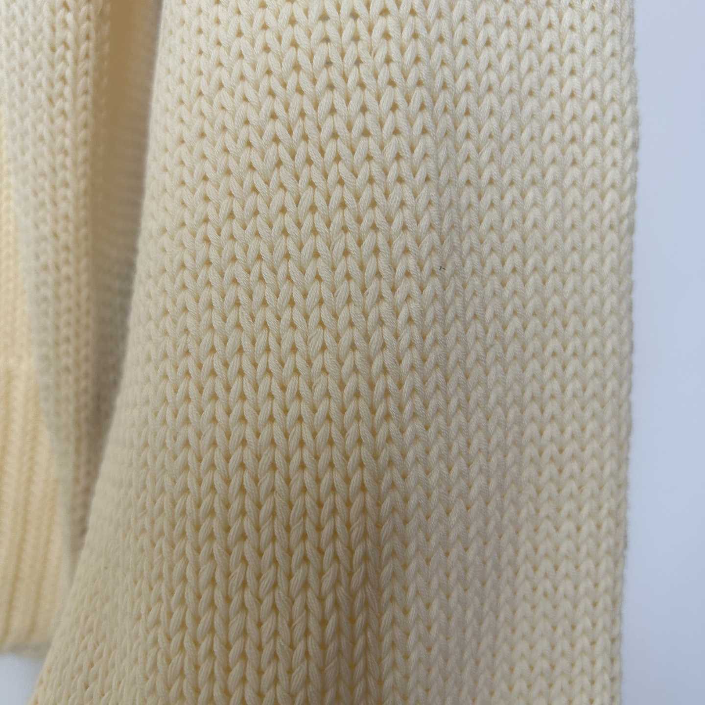 Off White Big Bookish Chunky Knit Crewn Creme Brul - DesignerGu