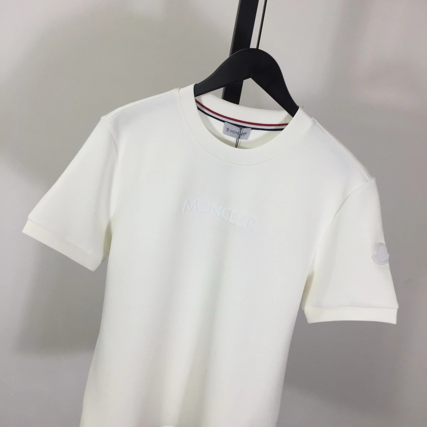 Moncler Logo T-Shirt - DesignerGu