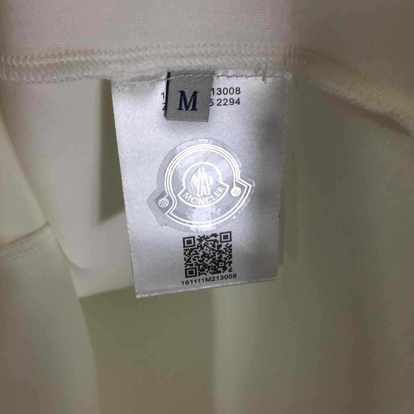 Moncler Logo T-Shirt - DesignerGu